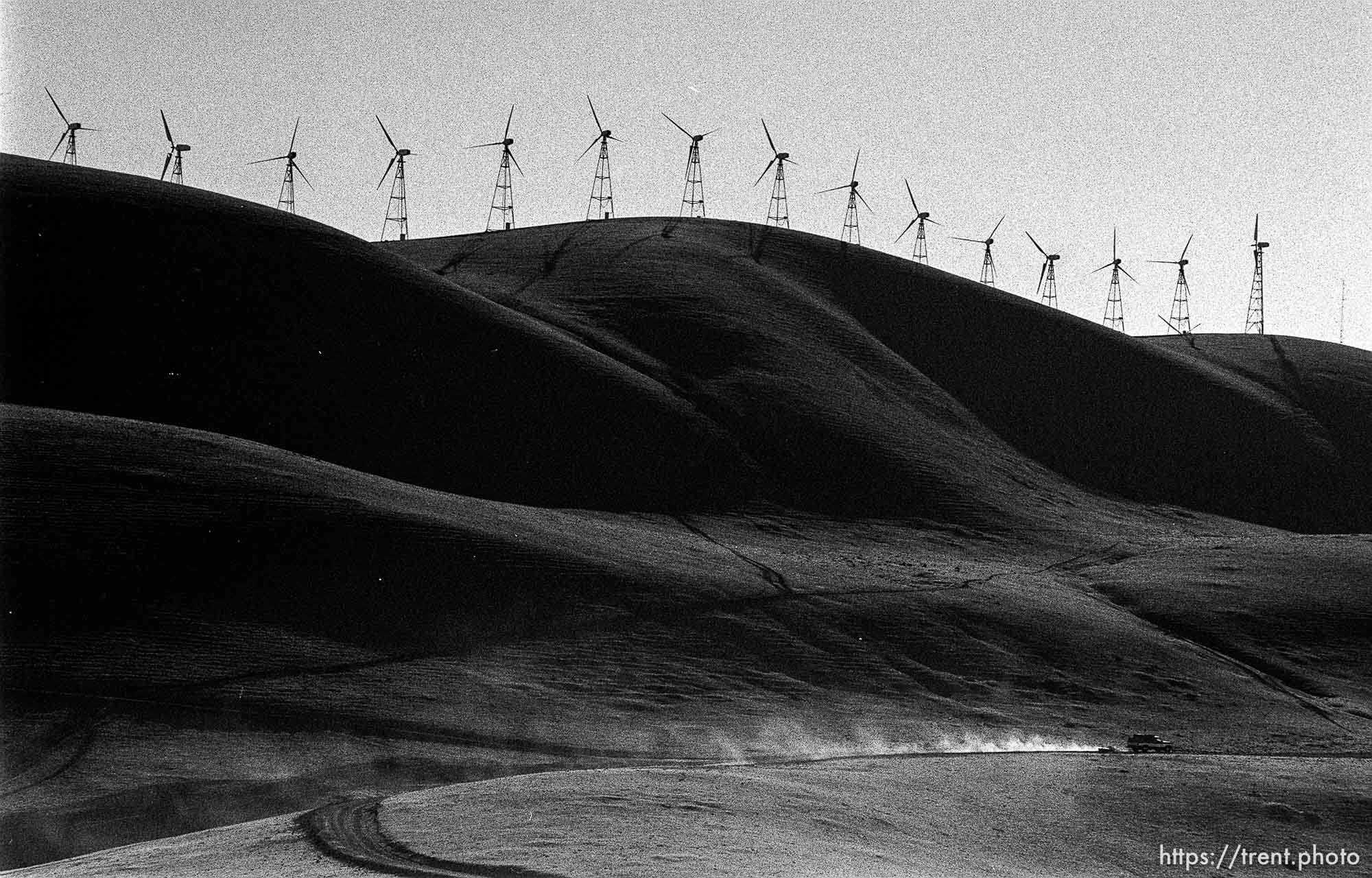 PG&E Windmills.