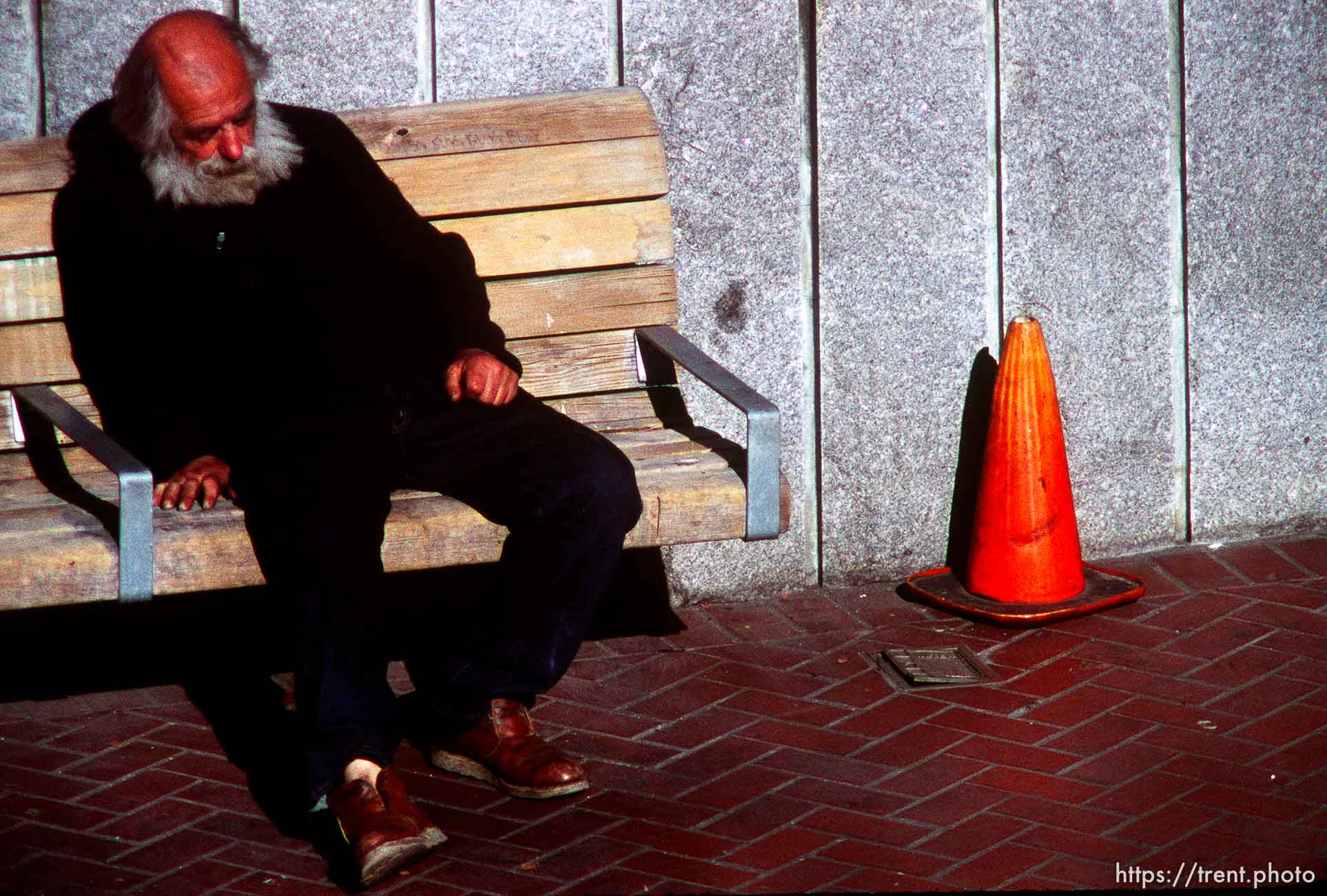 Bum and cone, market st, December 1988.