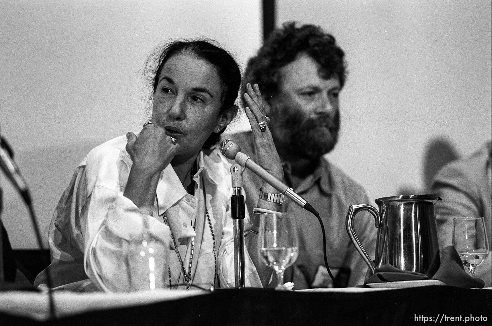 Mary Ellen Mark and Martin Bell at a photo conference.