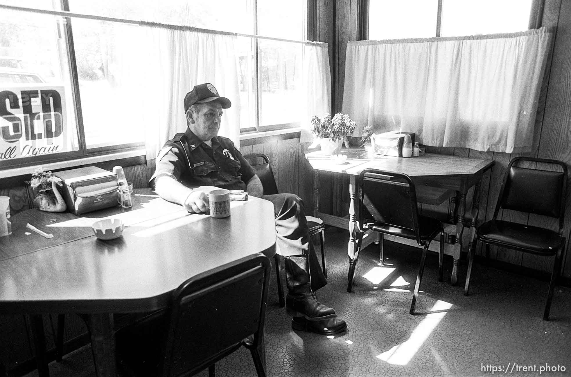 Eureka Police Chief Fullmer on coffee break at the Pit Stop.