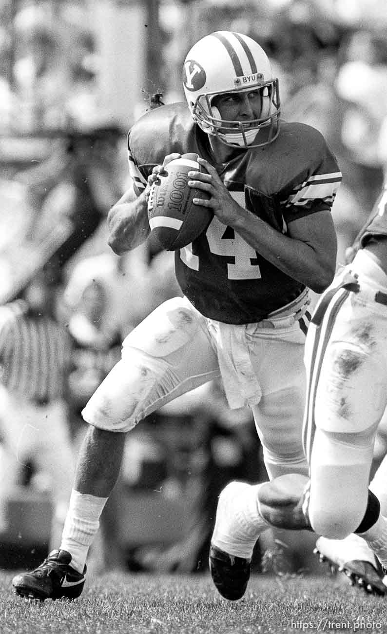 Ty Detmer at BYU vs. Washington State football.