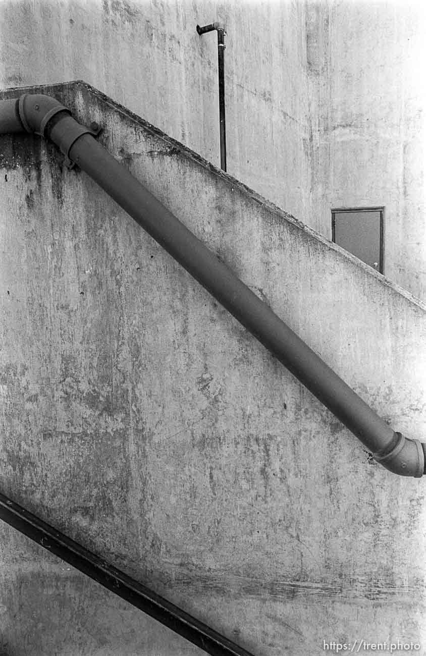 Pipes and lines at California High School.