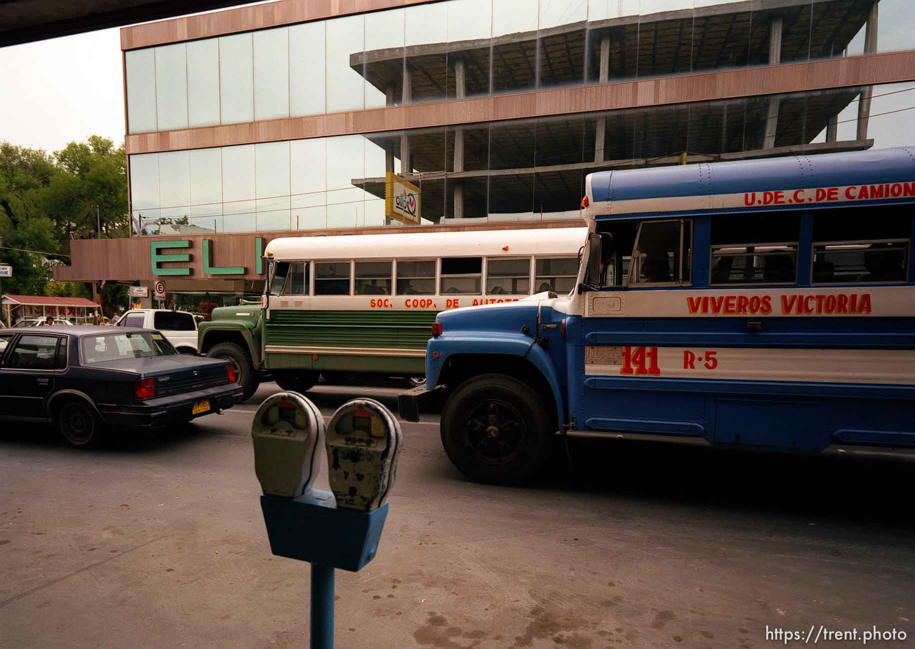 Street scene, Nuevo Laredo.