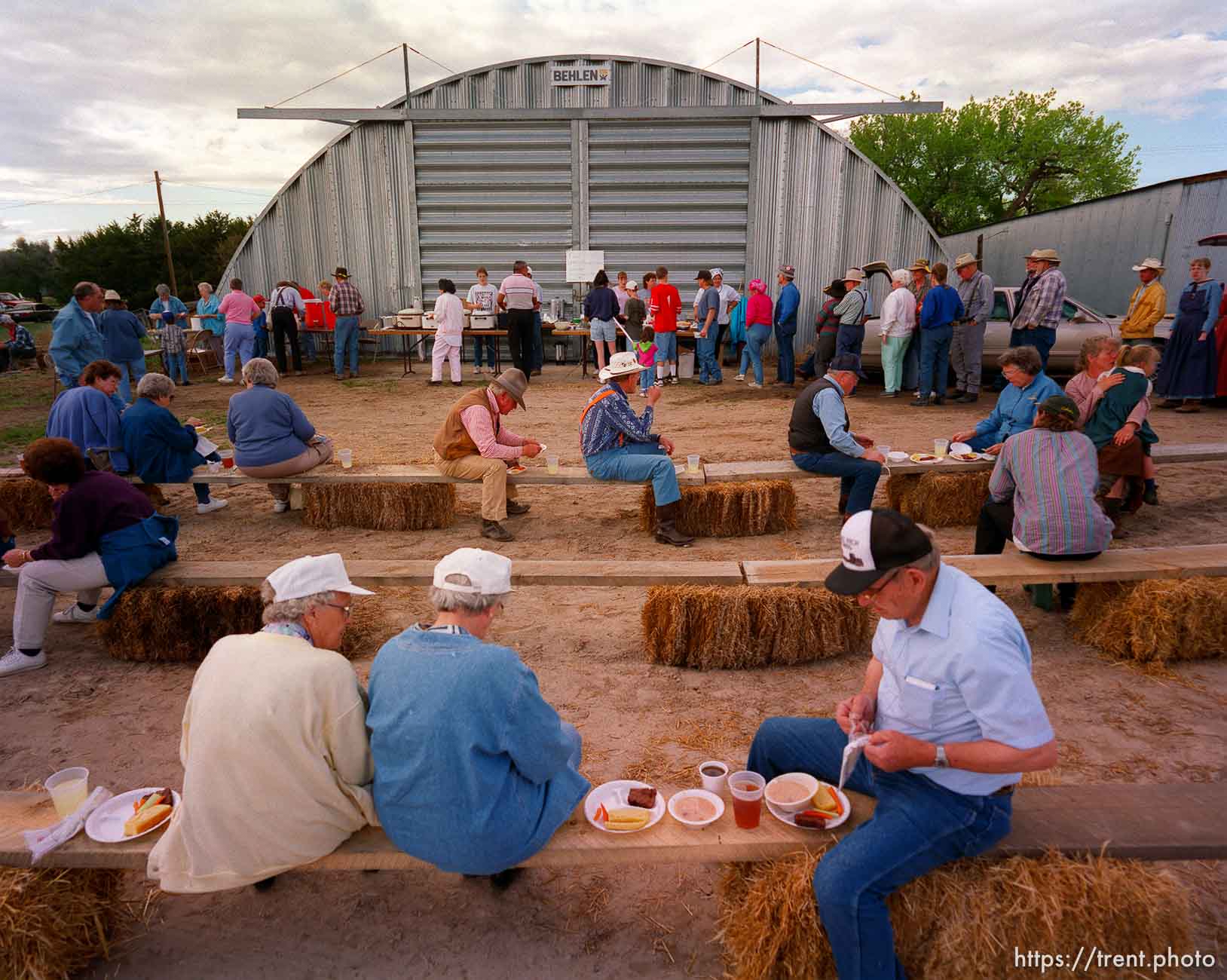 Ham & Bean fundraiser dinner along the Mormon Trail.