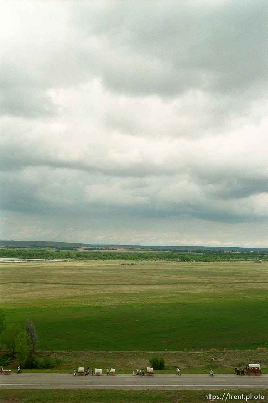 Mormon Trail Wagon Train seen from the top of a grain elevator at Jack's Bean Company.