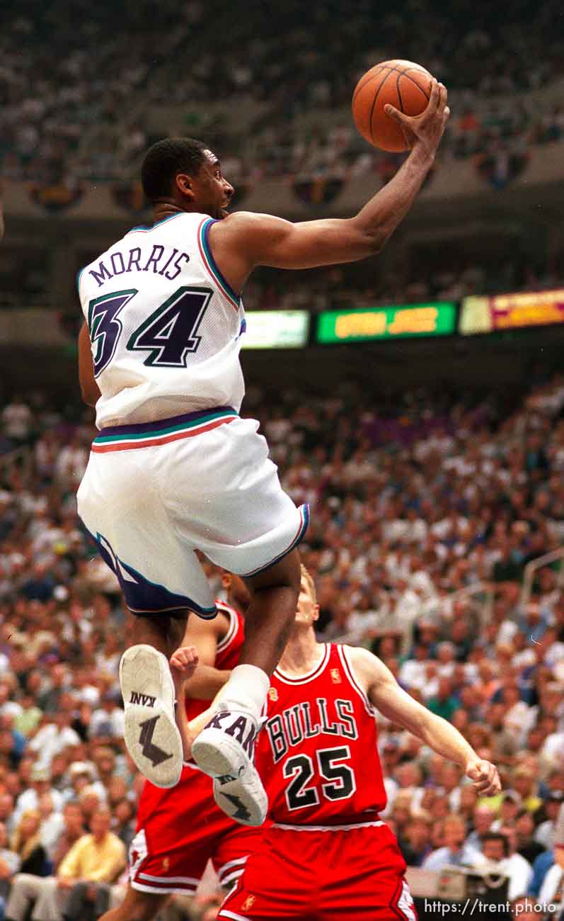 Utah's Chris Morris flies to the hoop at the NBA Finals Game three, Utah Jazz vs Chicago Bulls.