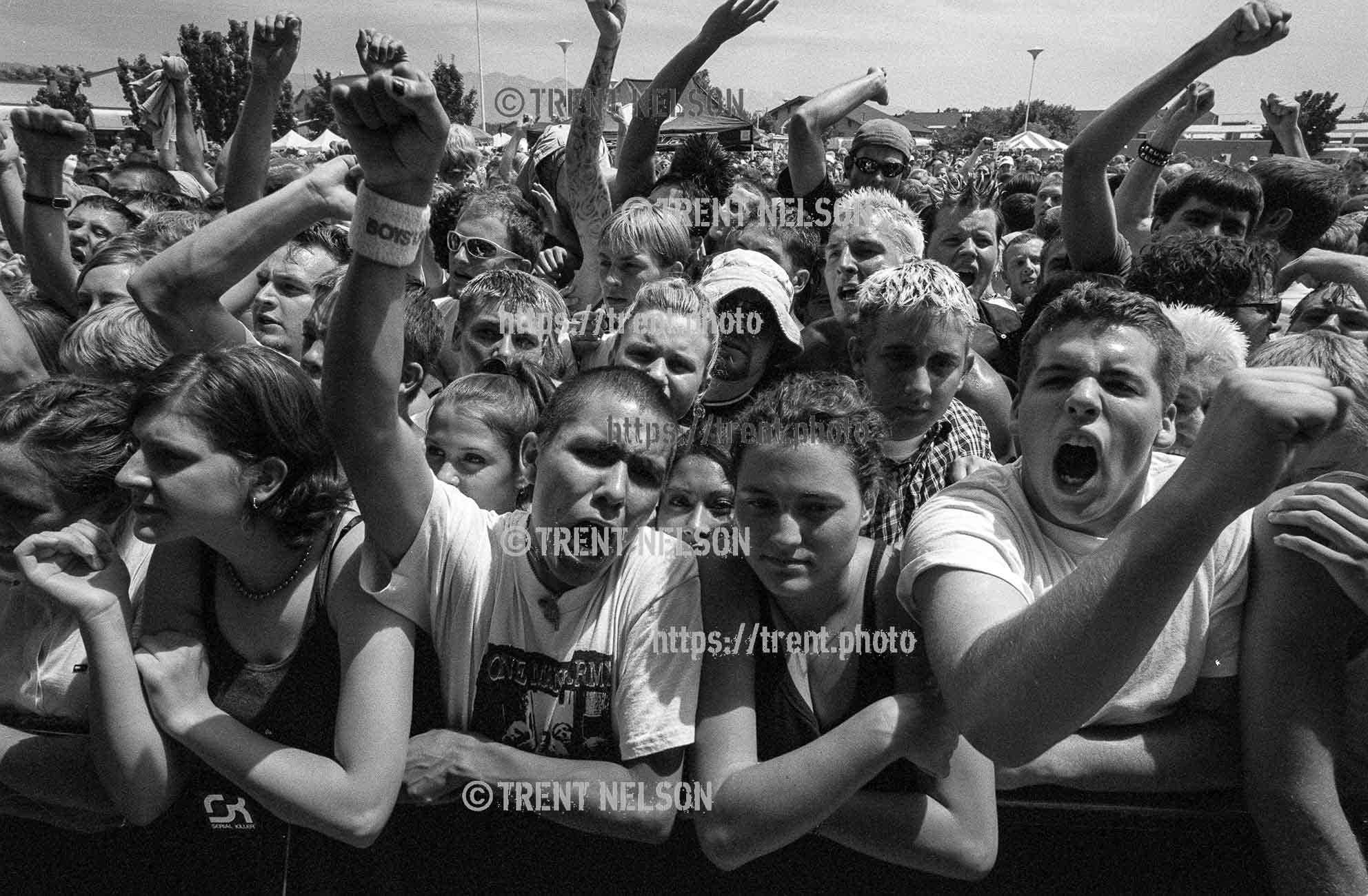 Fans at Dropkick Murphys at the Vans Warped Tour.