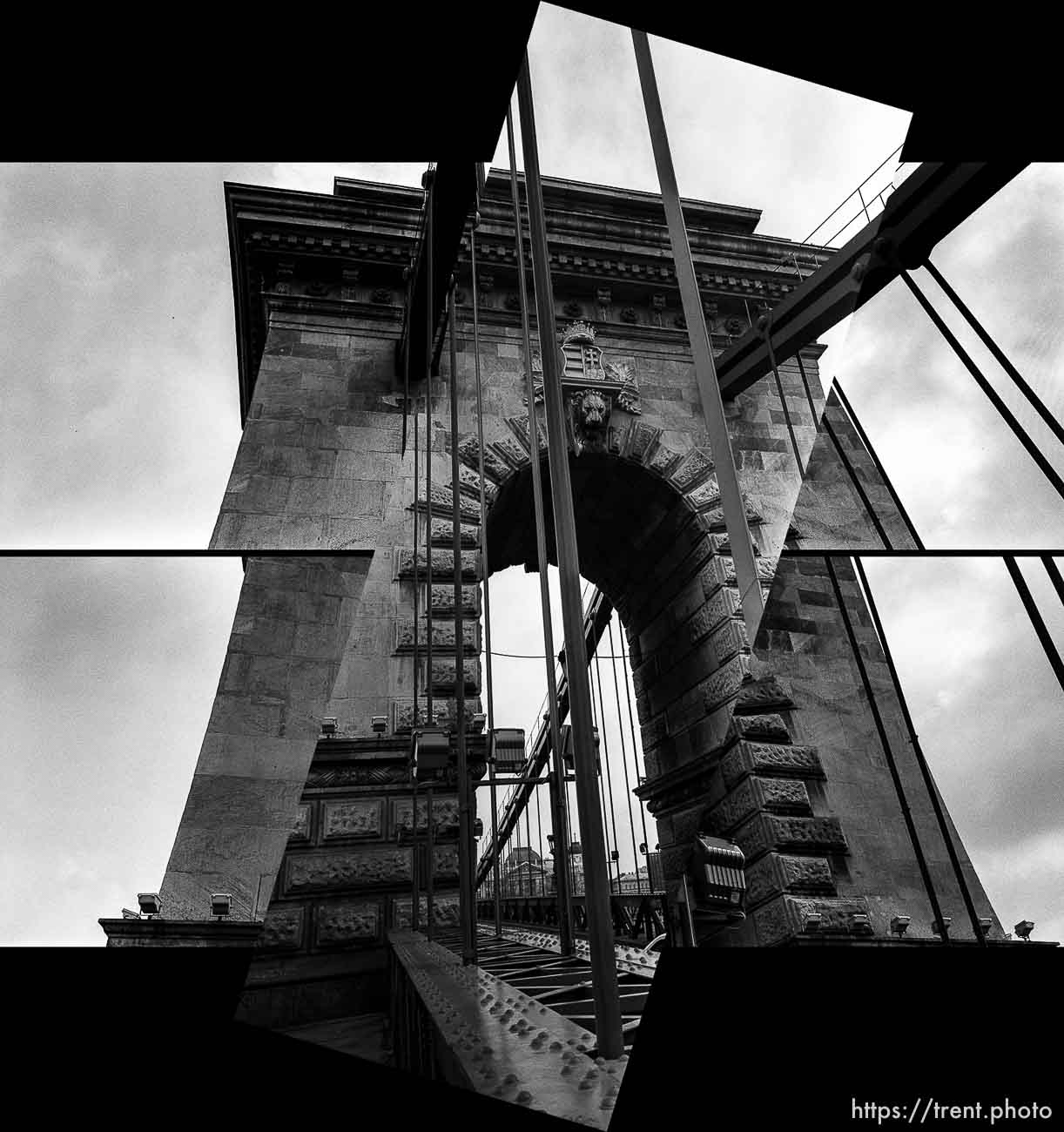 Sequence of the Szechenyi Bridge.