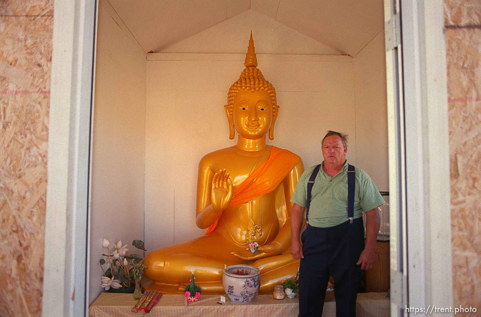 The Largest Thai Buddha in the County