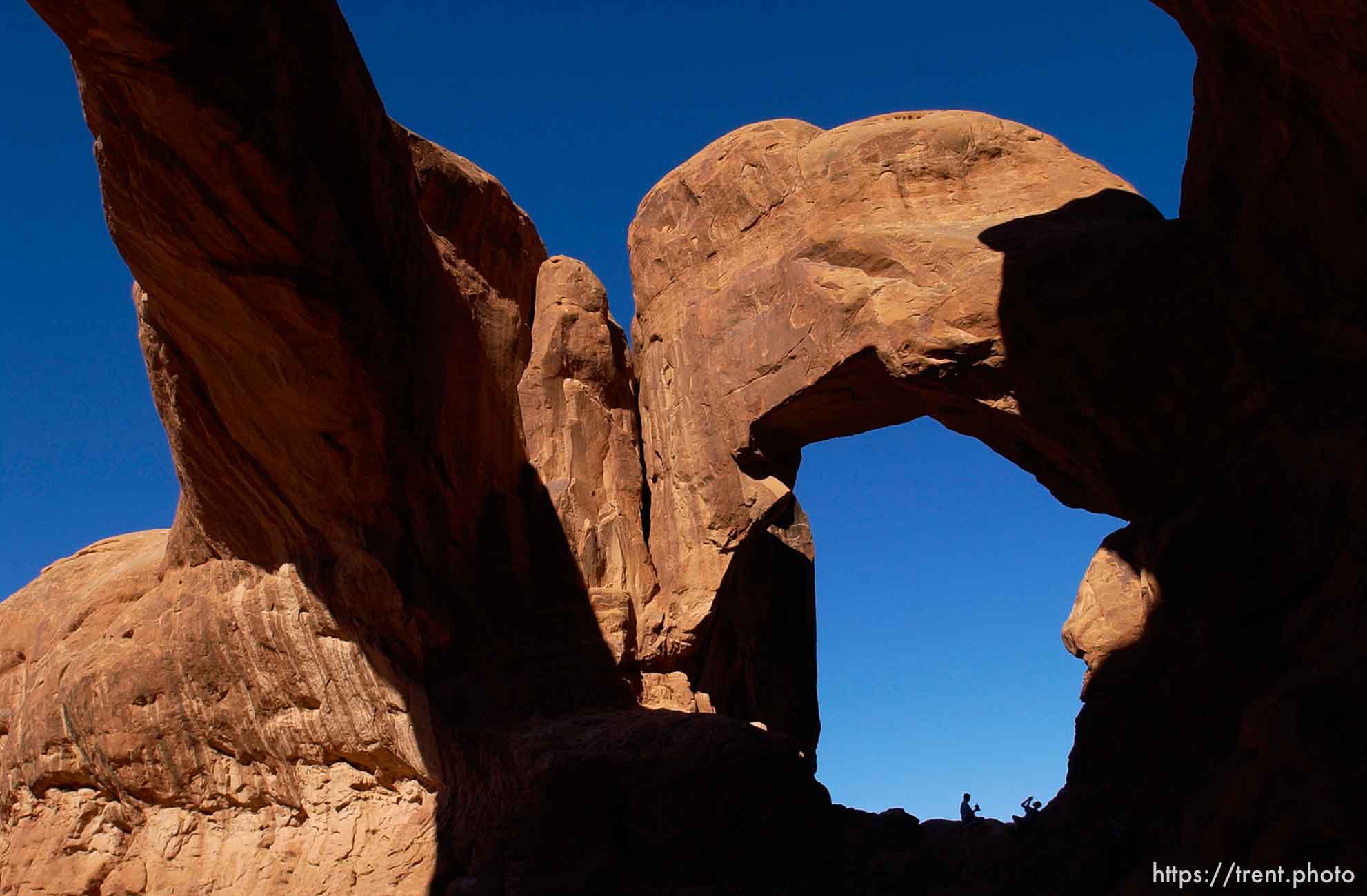 Double Arch. Arches National Park. 07/09/2003