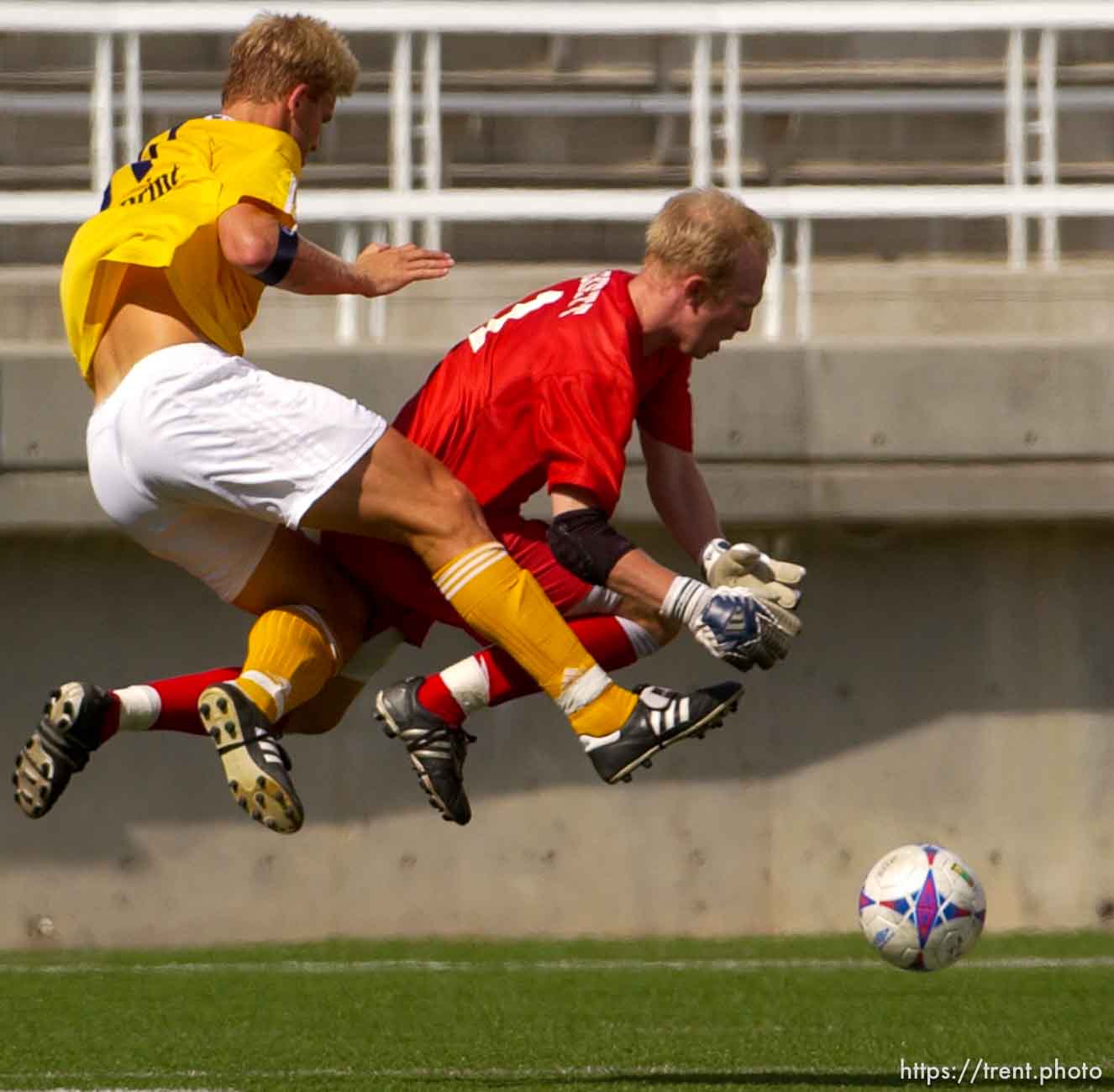 The Utah Blitzz fall to the Wilmington Hammerheads 2-1 in a national semi-final match Saturday at Rice-Eccles Stadium.