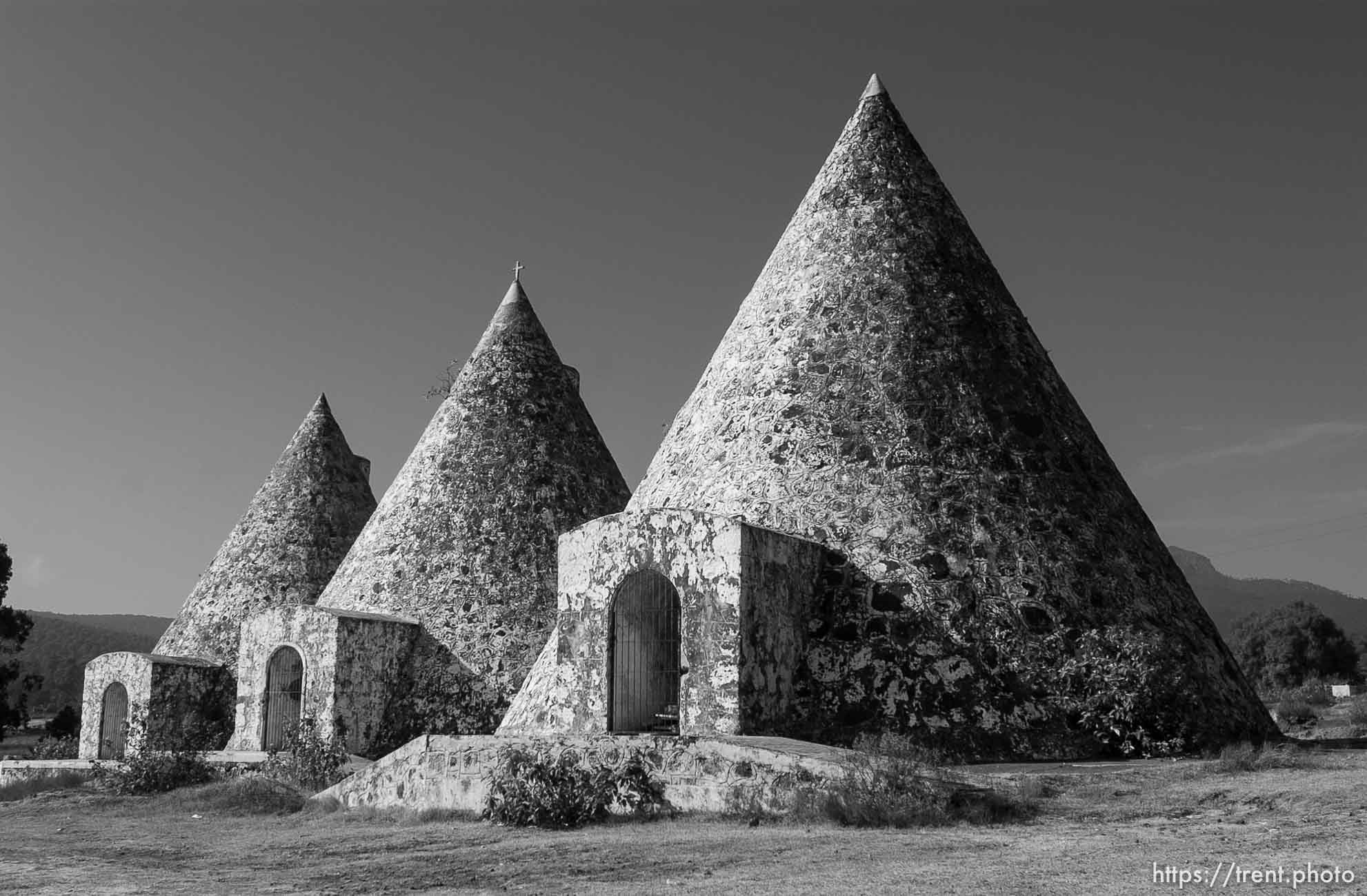 corn silos; 12.03.2004