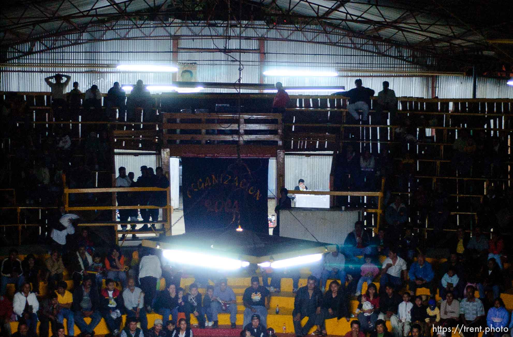 luche libre professional wrestling; 12.05.2004