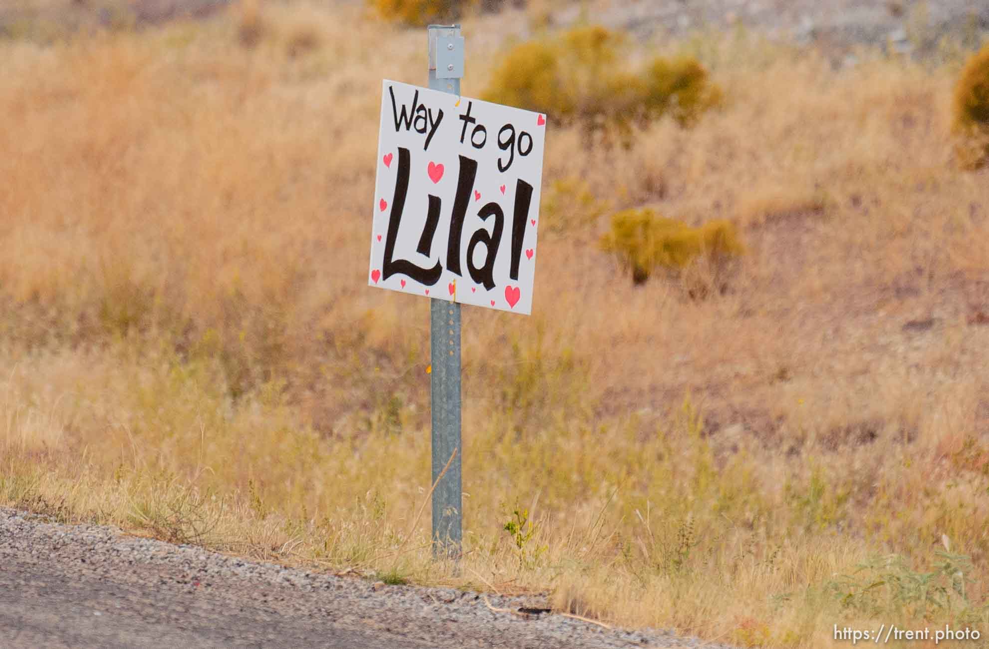 signs of support, St. George Marathon