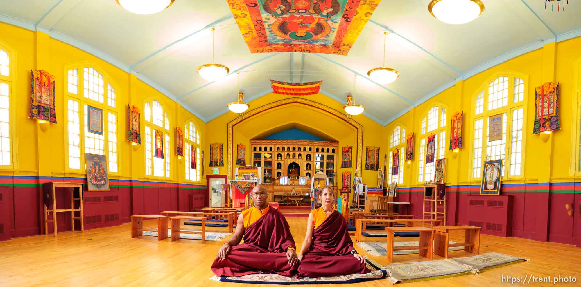 Lama Thupten and Jean Gardner at Salt Lake City's Urgyen Samten Ling Gonpa Tibetan Buddhist Temple.
; 10.06.2005