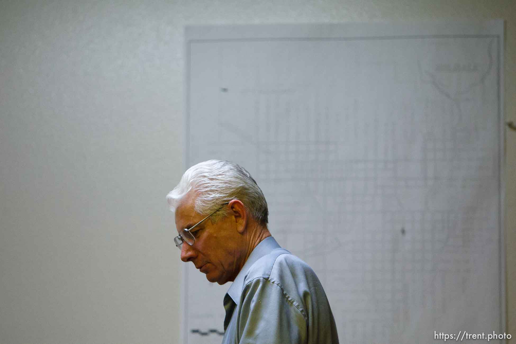 Hildale mayor David Zitting. Bruce Wisan, the court-appointed special fiduciary of the UEP trust, during a meeting in Hildale, Utah, to answer questions regarding property and tax issues.