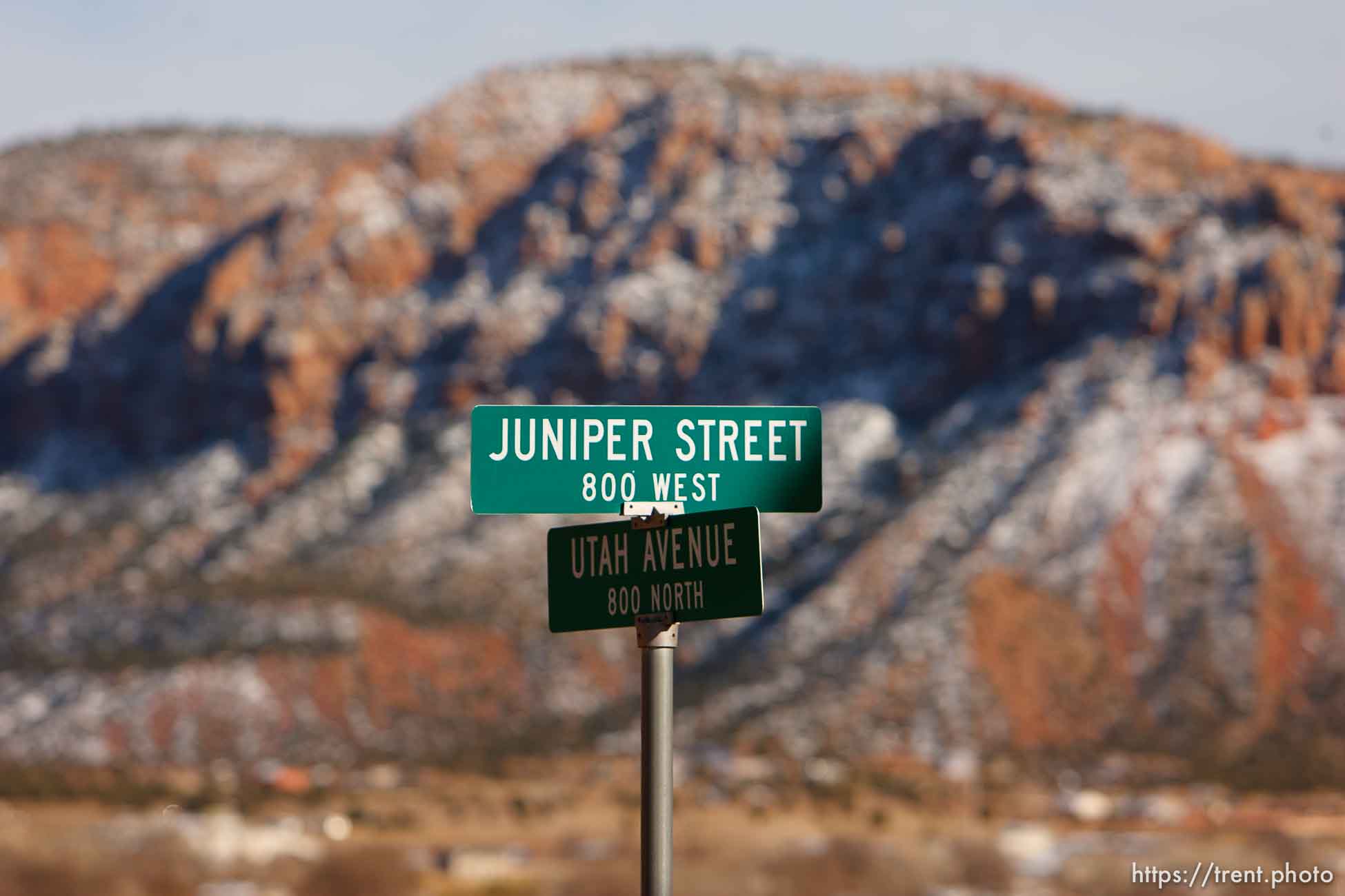 Juniper street sign