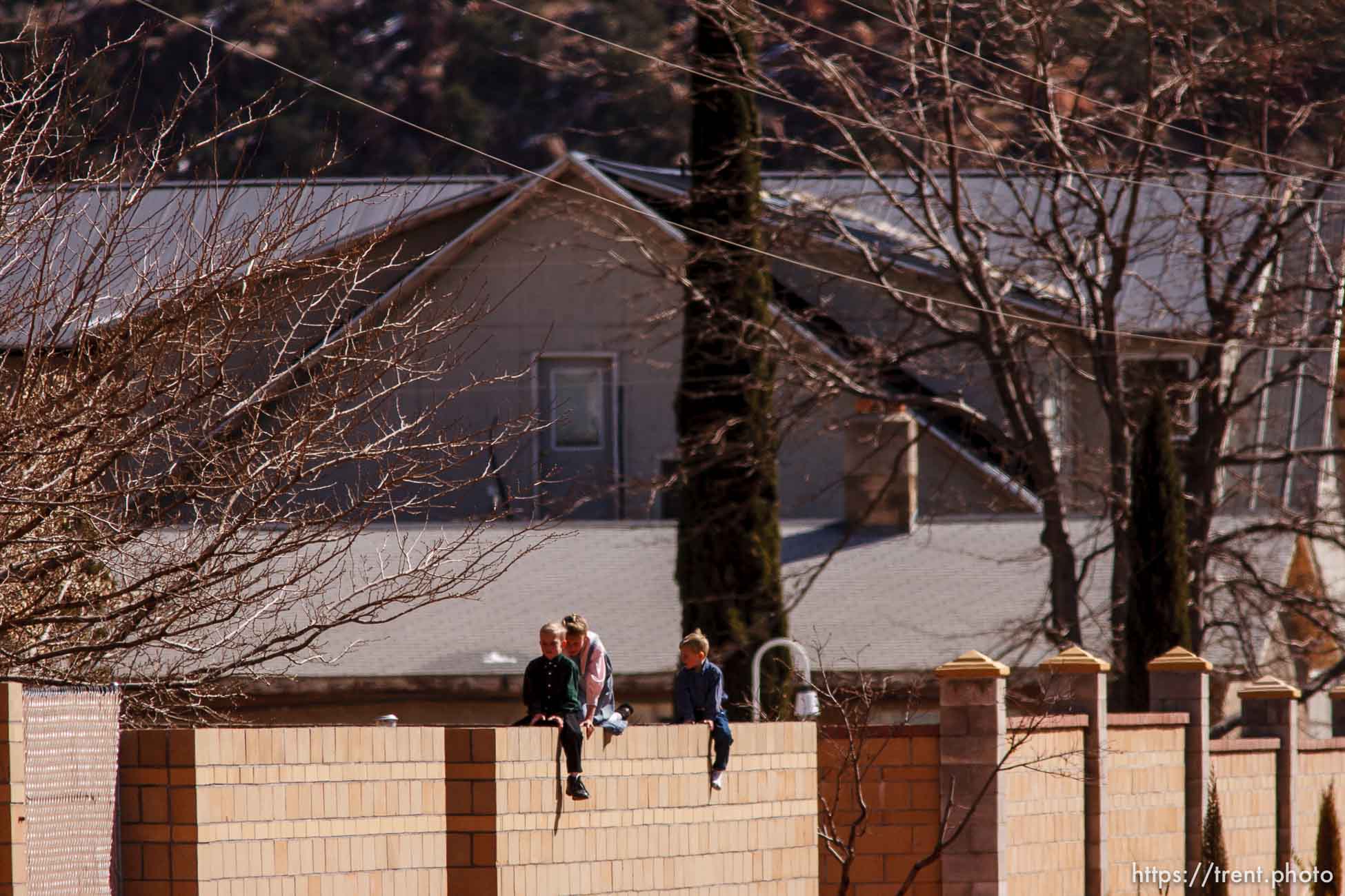 kids on wall