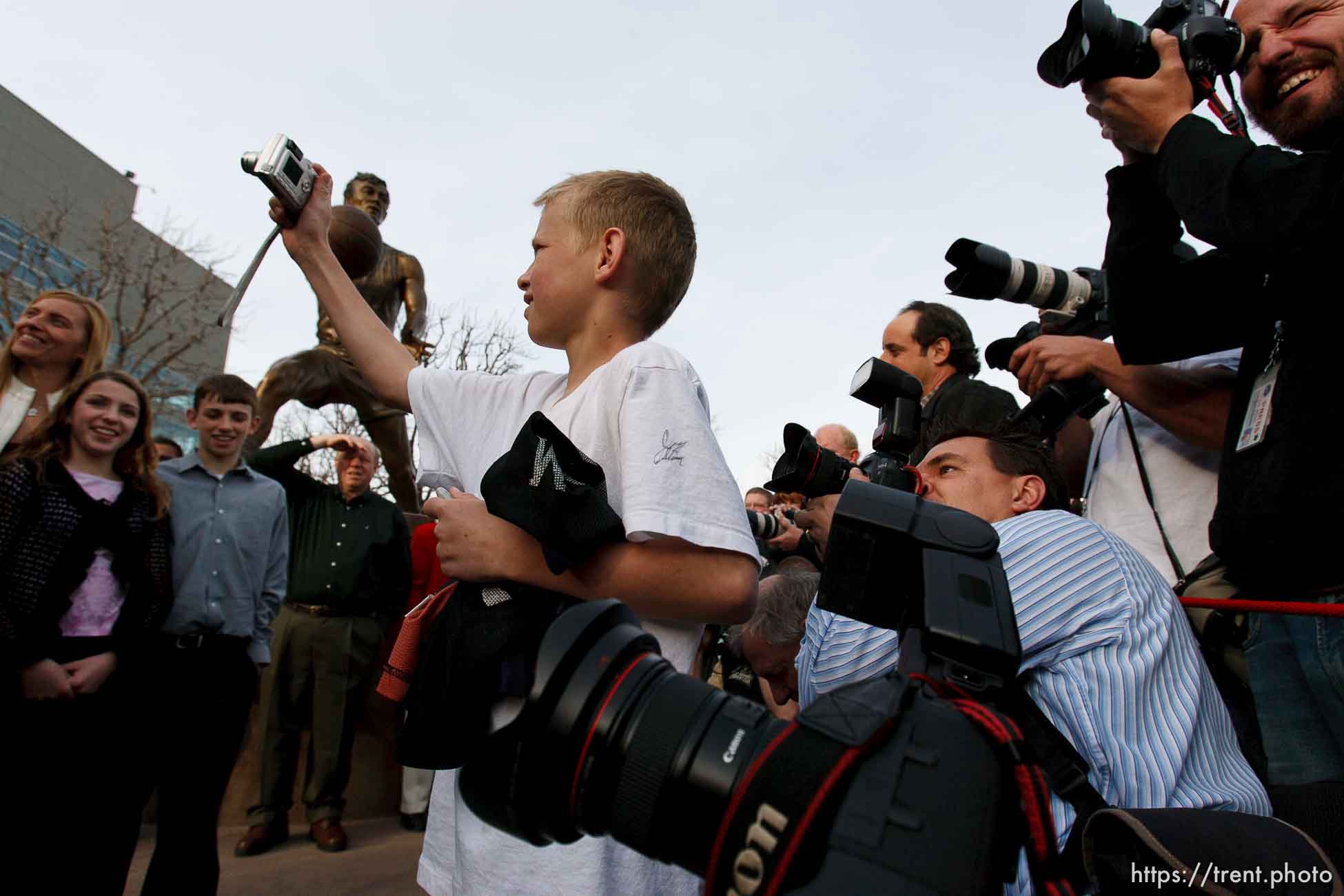 kid among photographers. Karl Malone statue ceremony at the Delta Center.
3.23.2006