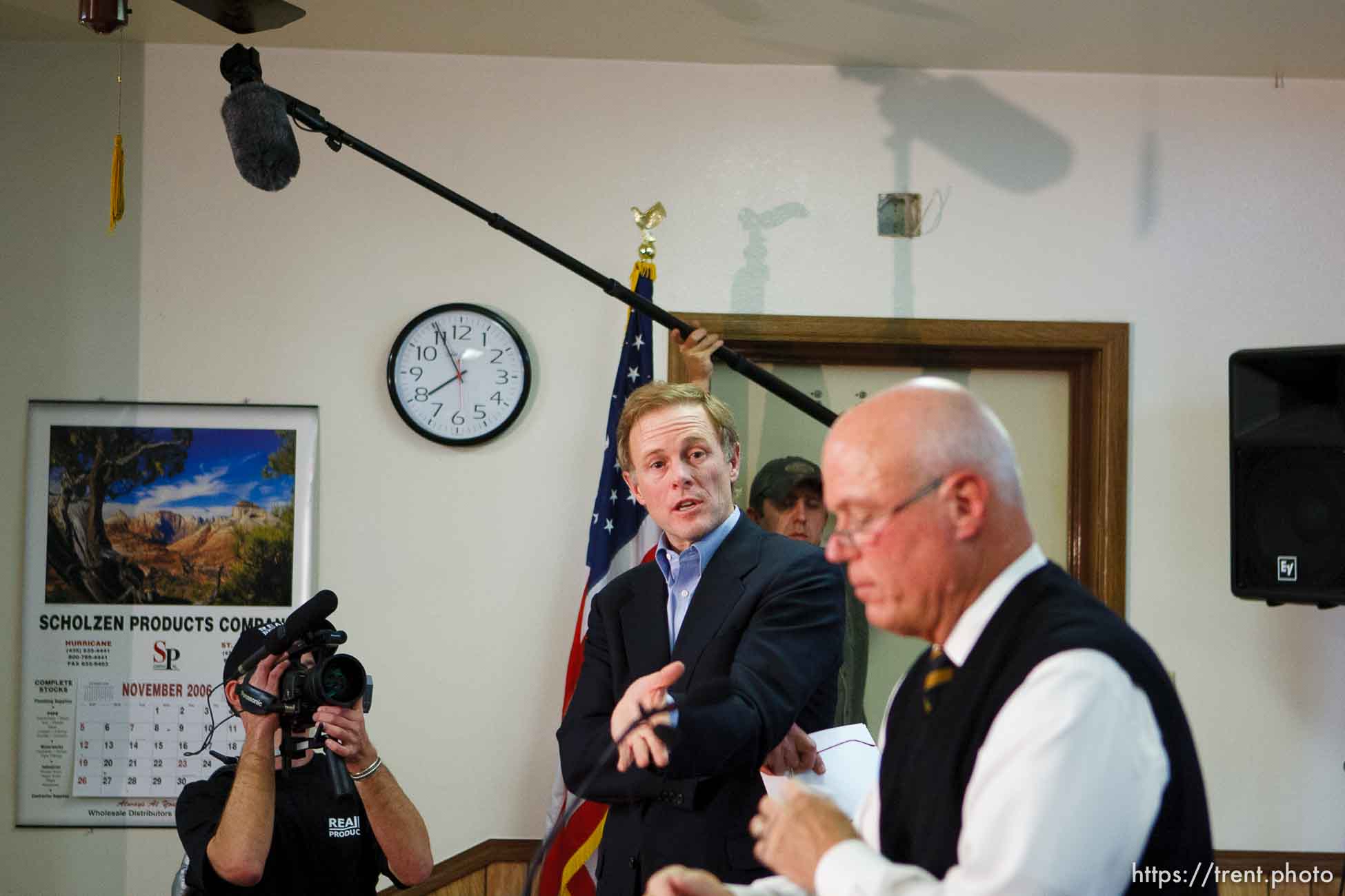 Hildale - Special Fiduciary Bruce Wisan (right) with his attorney Jeff Shields (center) addressed residents of Hildale, UT and Colorado City, AZ, providing details on the United Effort Plan (UEP) property trust at a meeting held at the Hildale City Hall.