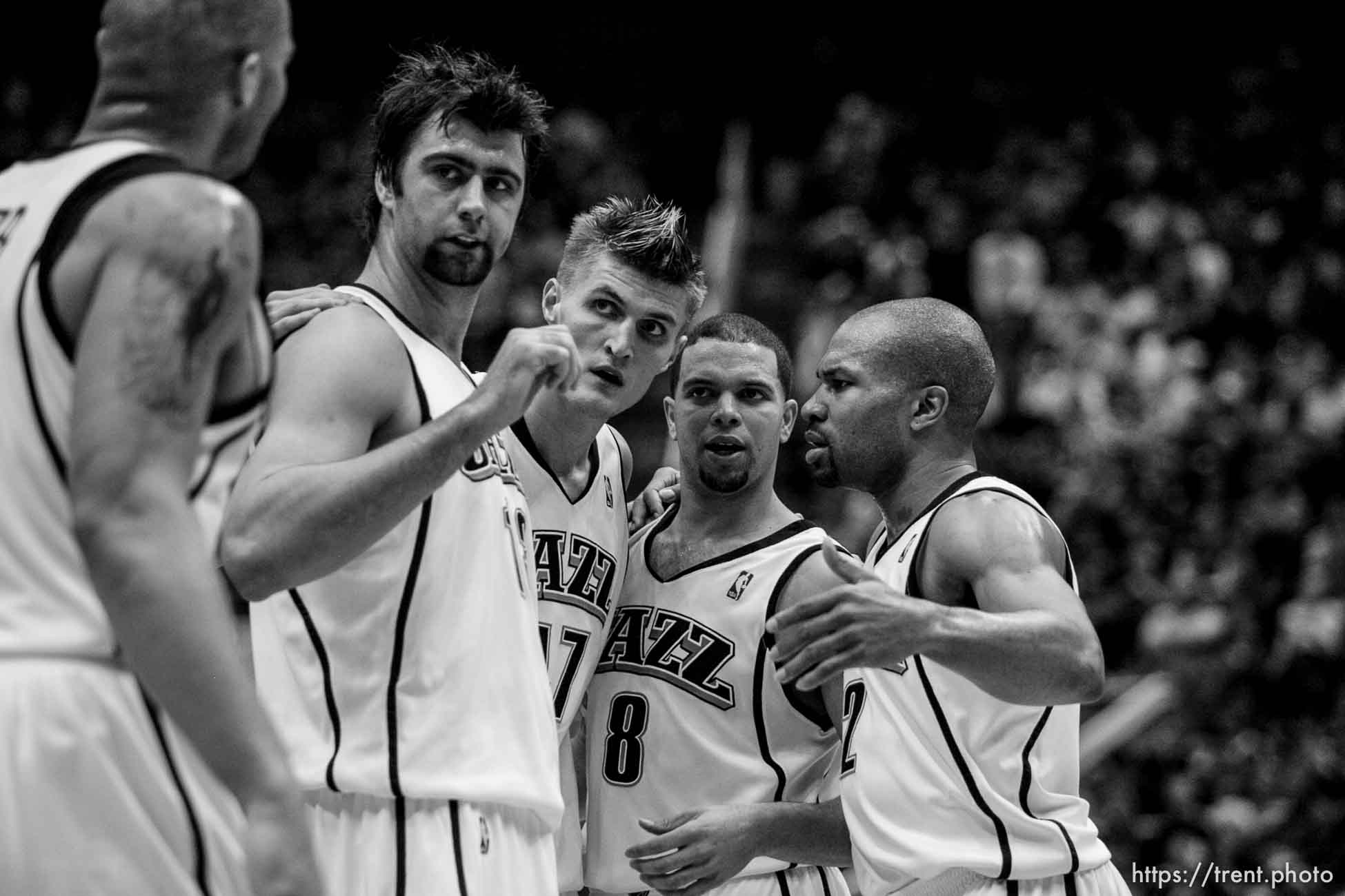 Utah Jazz forward Carlos Boozer (5) Utah Jazz center Mehmet Okur (13), of Turkey, Utah Jazz forward Andrei Kirilenko (47), of Russia, Utah Jazz guard Deron Williams (8) Utah Jazz guard Derek Fisher (2) Salt Lake City - Utah Jazz vs. Sacramento Kings NBA basketball.