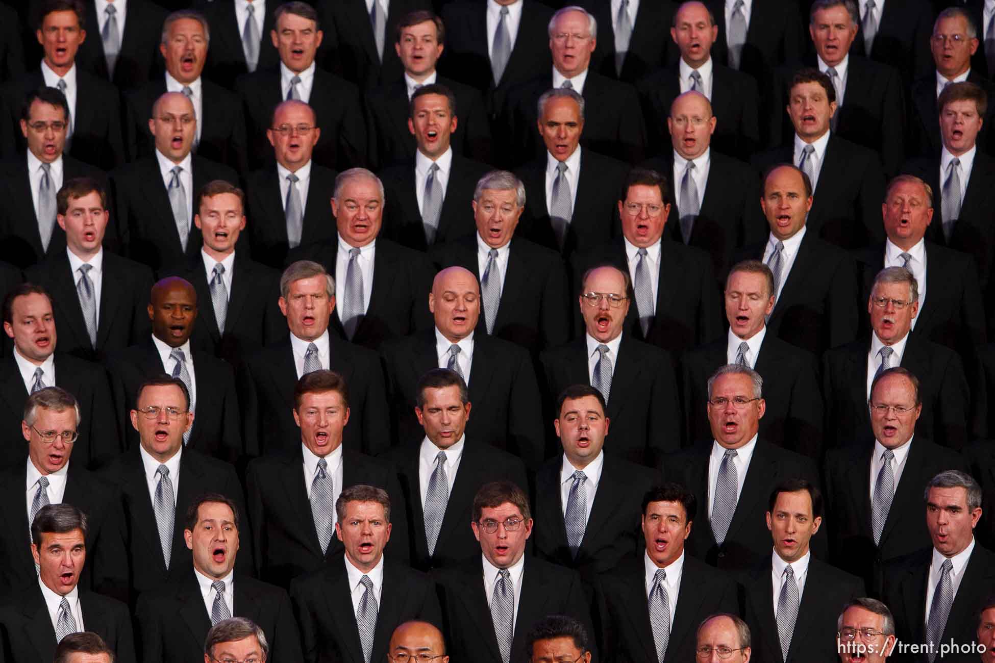 mormon tabernacle choir. LDS General Conference, and re-dedication of the historic tabernacle building after a renovation.