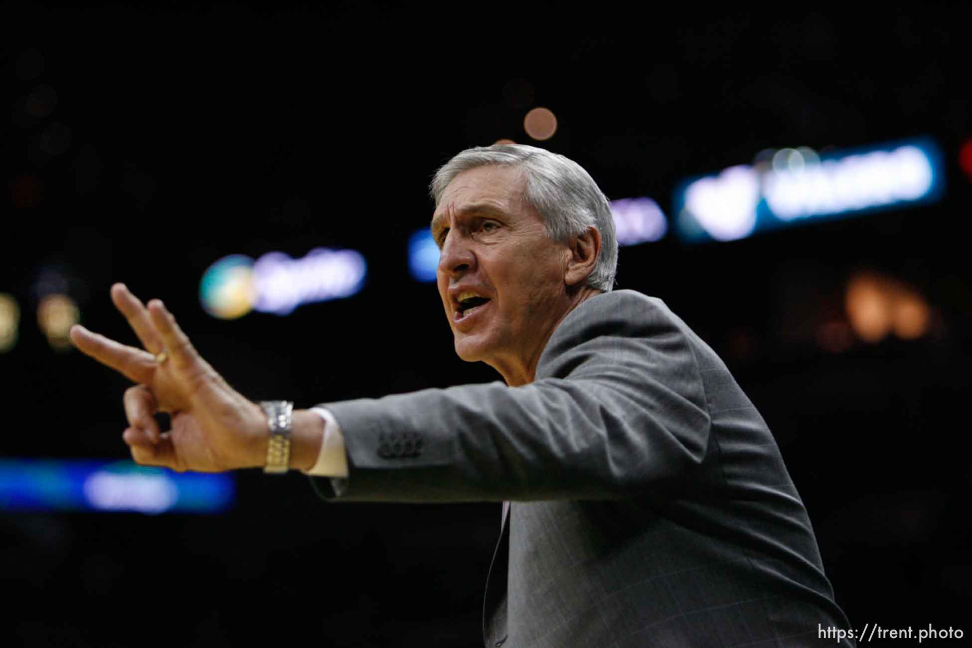 San Antonio - Jazz coach Jerry Sloan, 2nd quarter. Utah Jazz vs. San Antonio Spurs, Western Conference Finals game five at the AT&T Center.
5.30.2007&#x01;