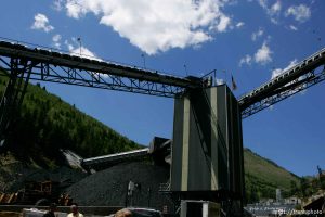 Huntington - Robert Murray, president and CEO of Ohio-based Murray Energy Corp, led reporters on a tour of the Crandall Canyon coal mine Wednesday. 
Trent Nelson/The Salt Lake Tribune; 8.08.2007