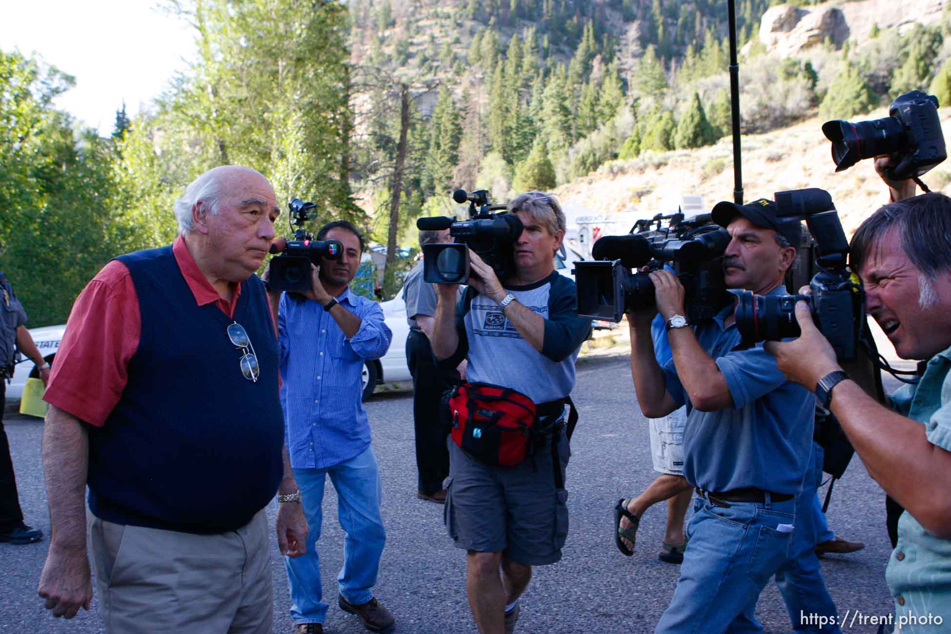 Huntington - Robert Murray, Murray Energy Corporation President and CEO, arrives at a press briefing to a pack of photographers Friday evening at the command post for the Crandall Canyon Mine rescue effort. doug pizac