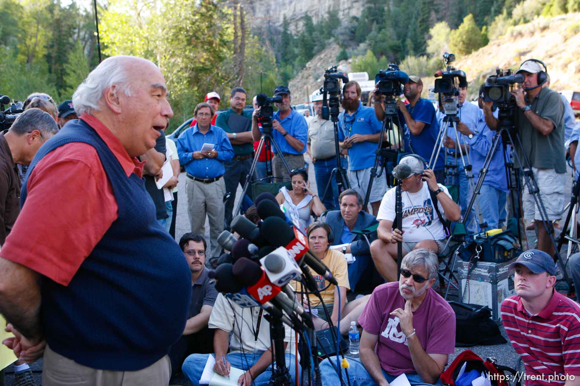 Huntington - Robert Murray, Murray Energy Corporation President and CEO, speaks to reporters Friday evening at the command post for the Crandall Canyon Mine rescue effort.