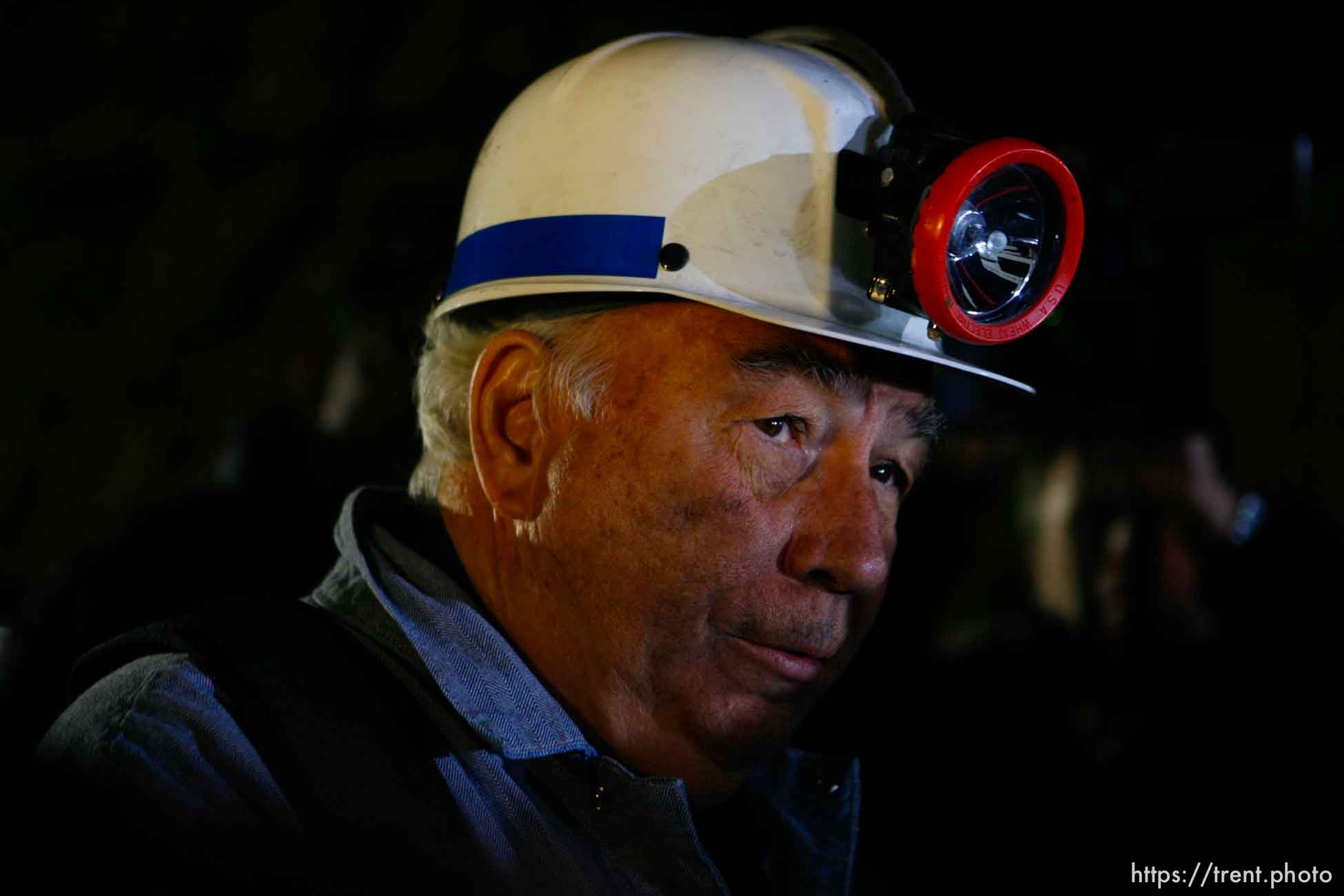 Huntington - Robert Murray, president and CEO of Ohio-based Murray Energy Corp, speaks to reporters at the command post in full miners gear before dawn Saturday morning (4am).