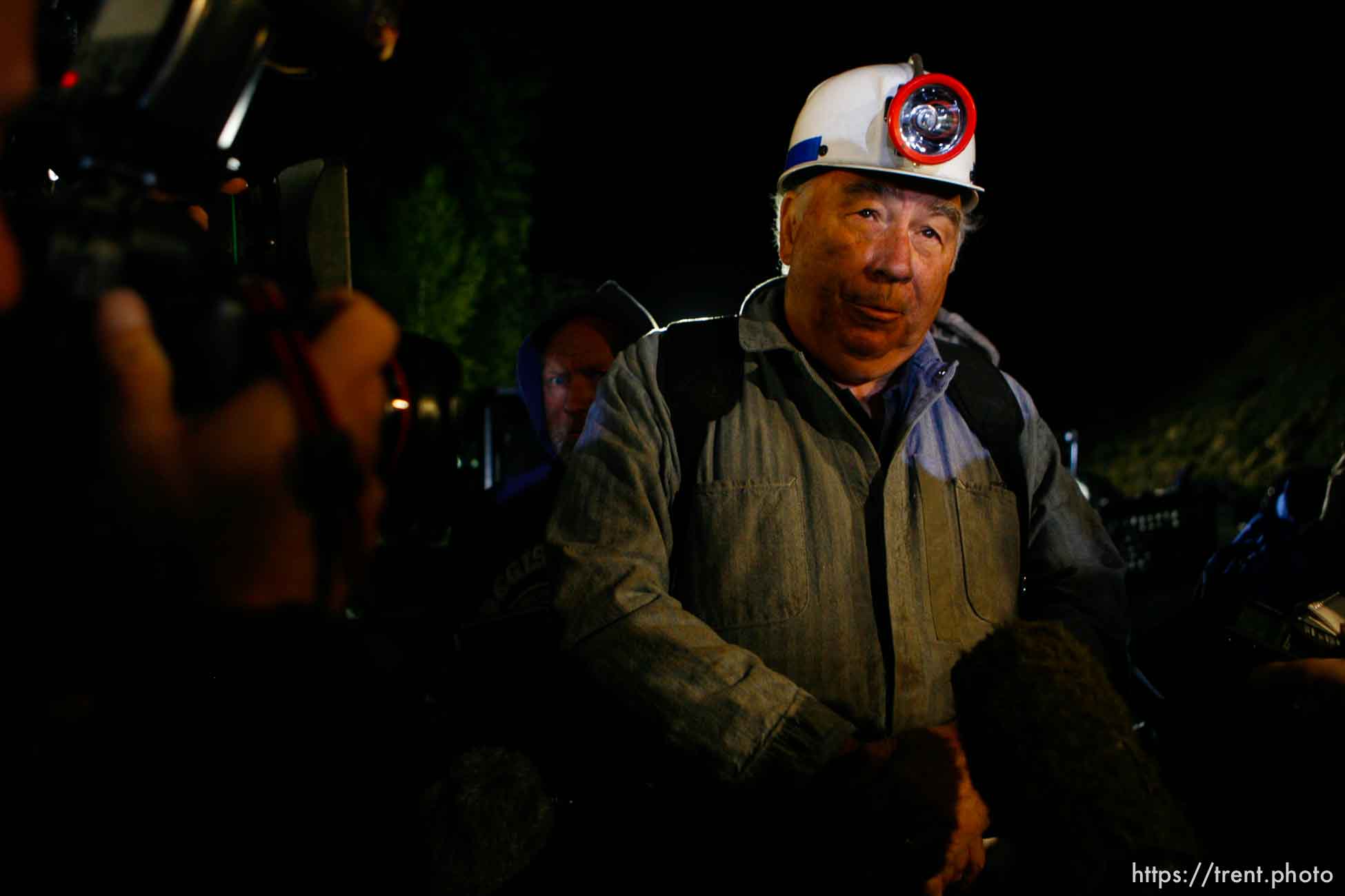 Huntington - Robert Murray, president and CEO of Ohio-based Murray Energy Corp, speaks to reporters at the command post in full miners gear before dawn Saturday morning (4am).