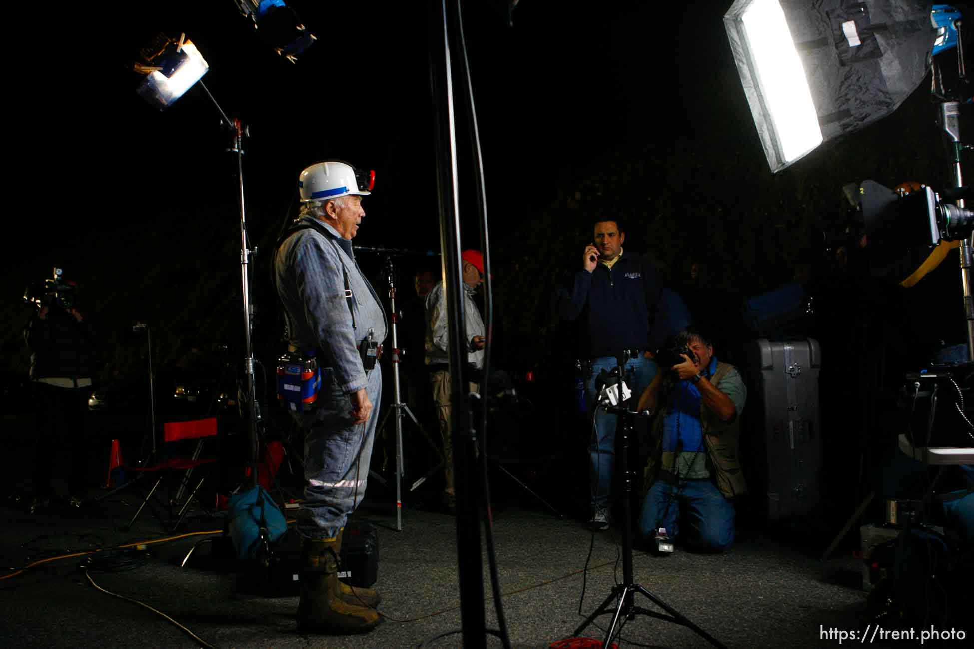 Huntington - Robert Murray, president and CEO of Ohio-based Murray Energy Corp, speaks to reporters at the command post in full miners gear before dawn Saturday morning (4am).  glen warchol, doug pizac