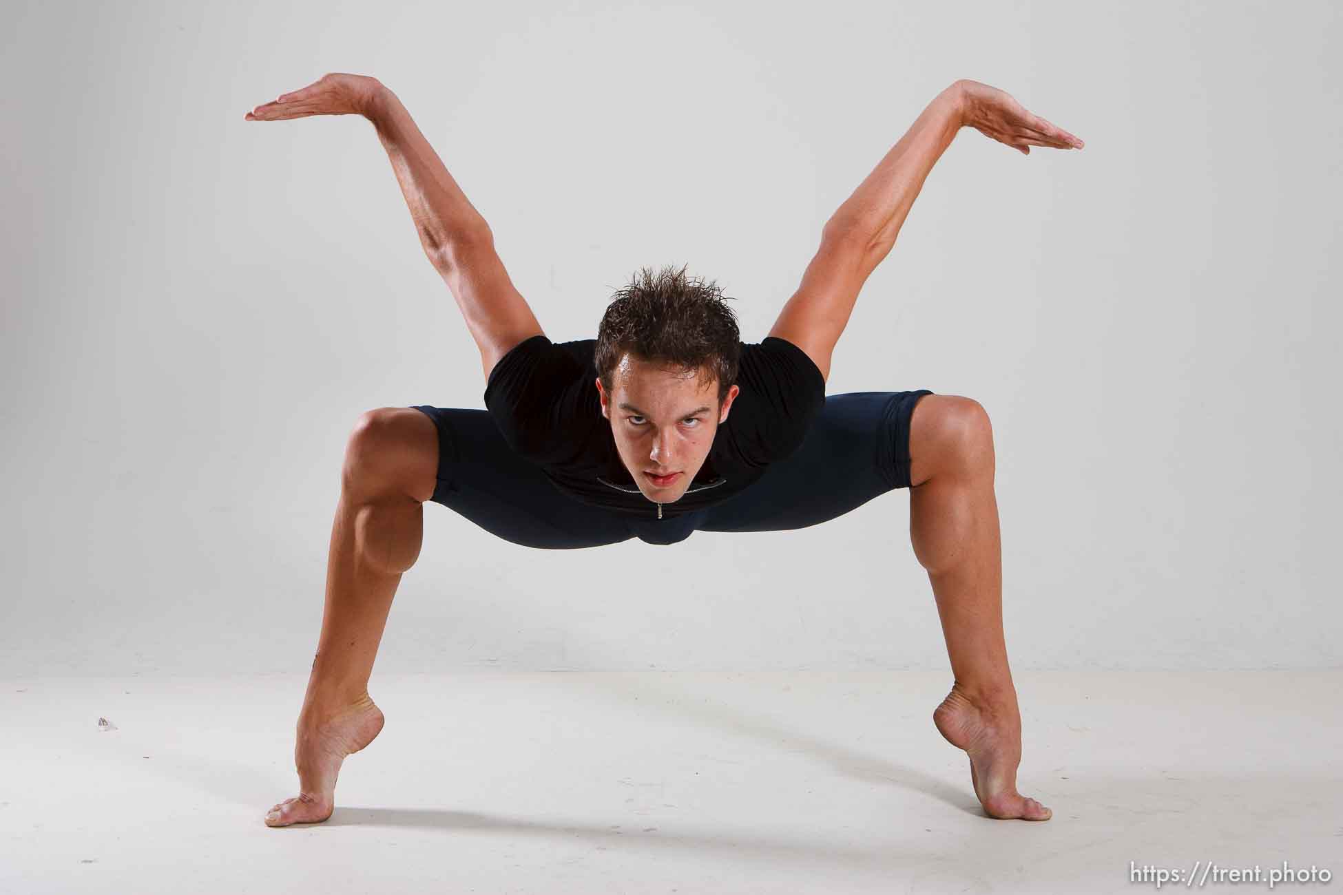 Salt Lake City - Garrett Smith, a teenager, is now dancing with the Houston Ballet. He's been on a rapid trajectory toward success in the dance world.
; 8.15.2007