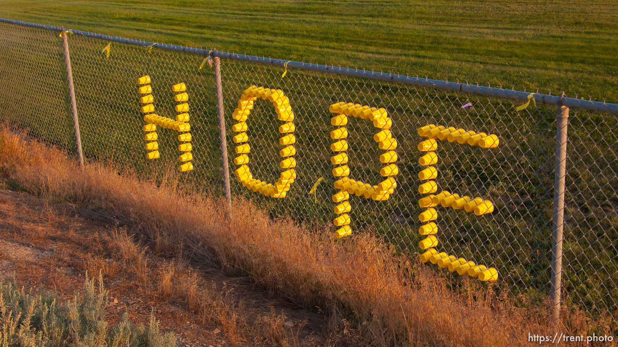 signs of support for trapped coal miners and rescue workers. 