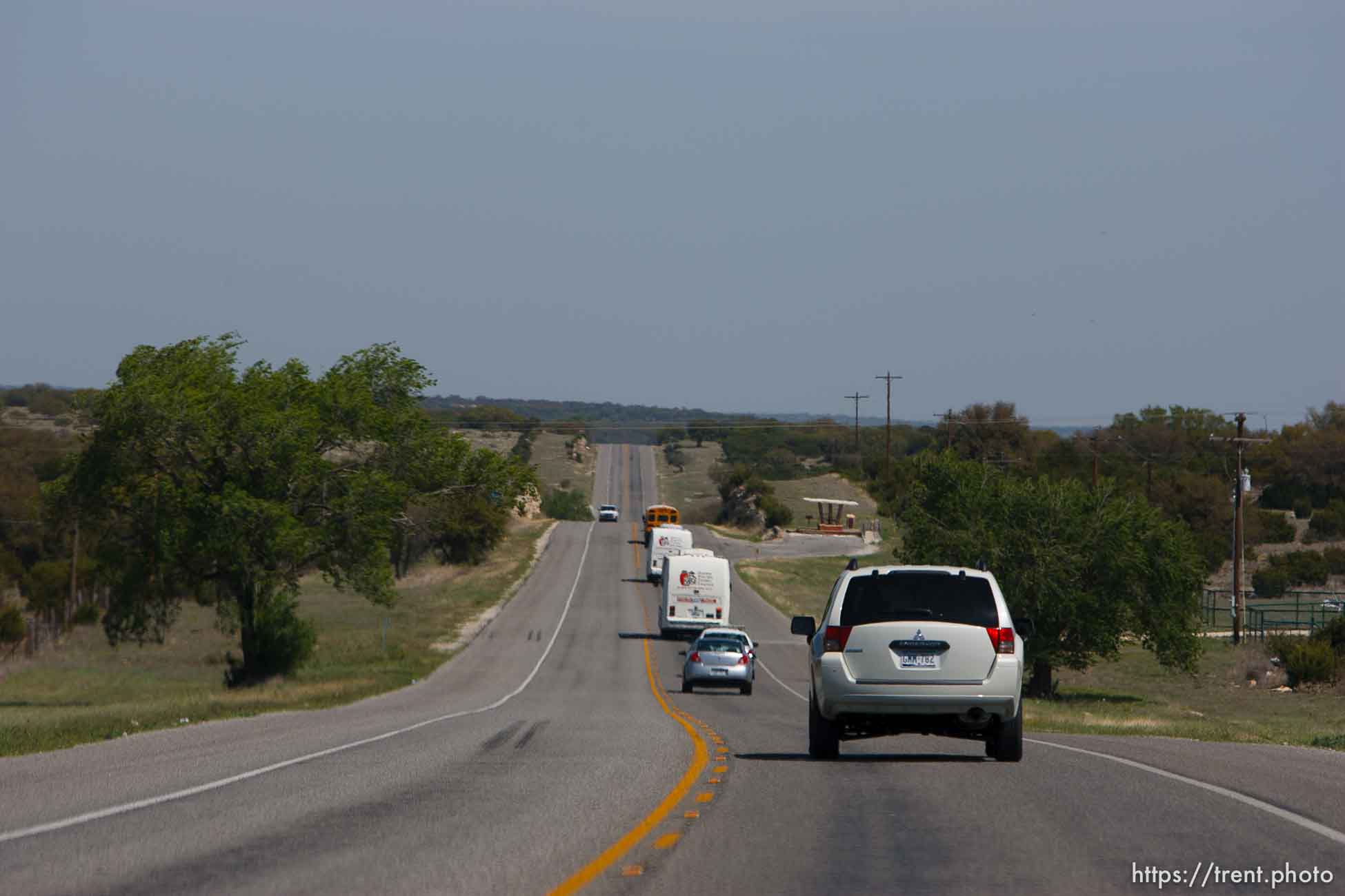 Eldorado - FLDS women and children from the YFZ Ranch are escorted by Texas Child Protective Services on buses, Sunday, April 6, 2008.