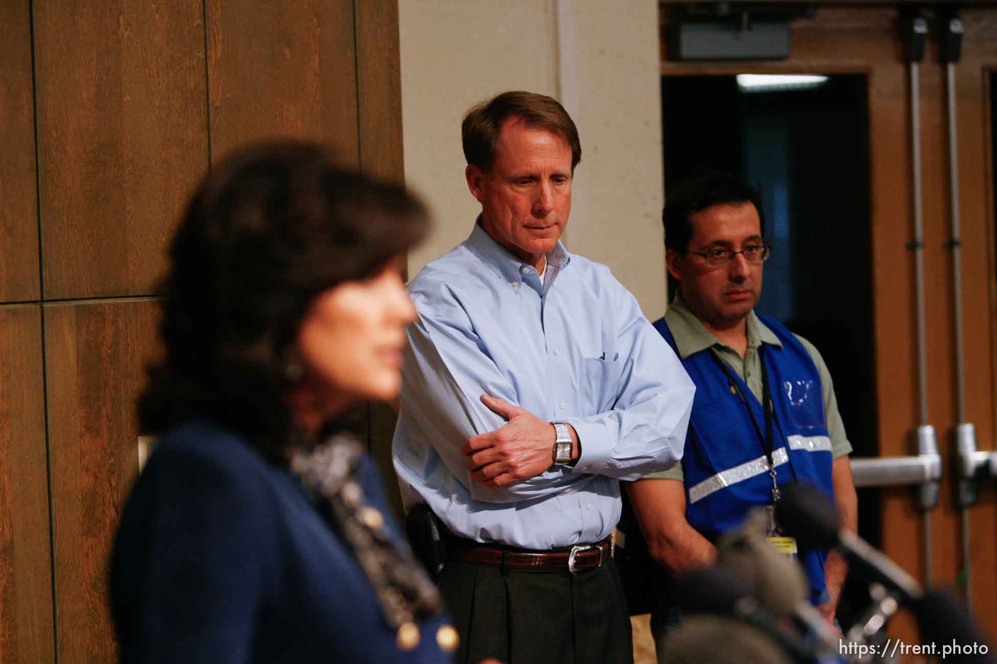 San Angelo - Marleigh Meisner, spokesperson for Texas Department of Family and Protective Services, speaks at a press conference near Fort Concho Tuesday, April 15, 2008. . Tuesday April 15, 2008.  robert duncan, adolfo valadez