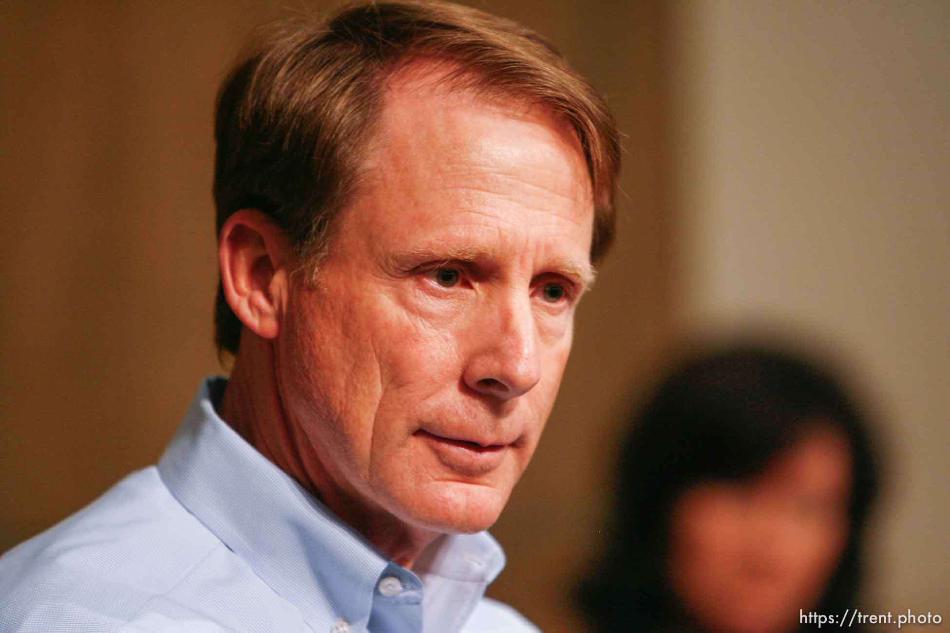 San Angelo - Senator Robert Duncan, speaks at a press conference near Fort Concho Tuesday, April 15, 2008.