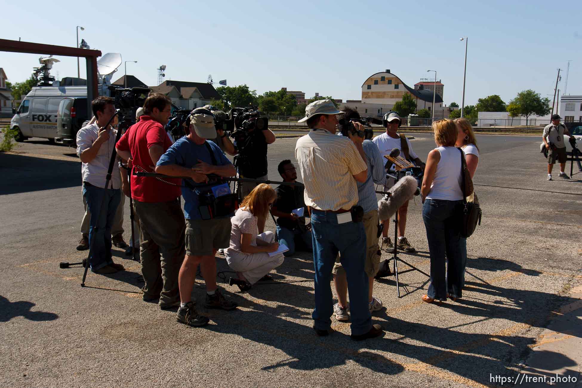 San Angelo - Attorneys gathered at the DFPS at the Ralph R. Chase building Sunday, June 1, 2008 to hammer out an agreement to return over 450 children that were taken from the YFZ ranch... Sunday June 1, 2008.  Andrea Sloan, Laura Shockley