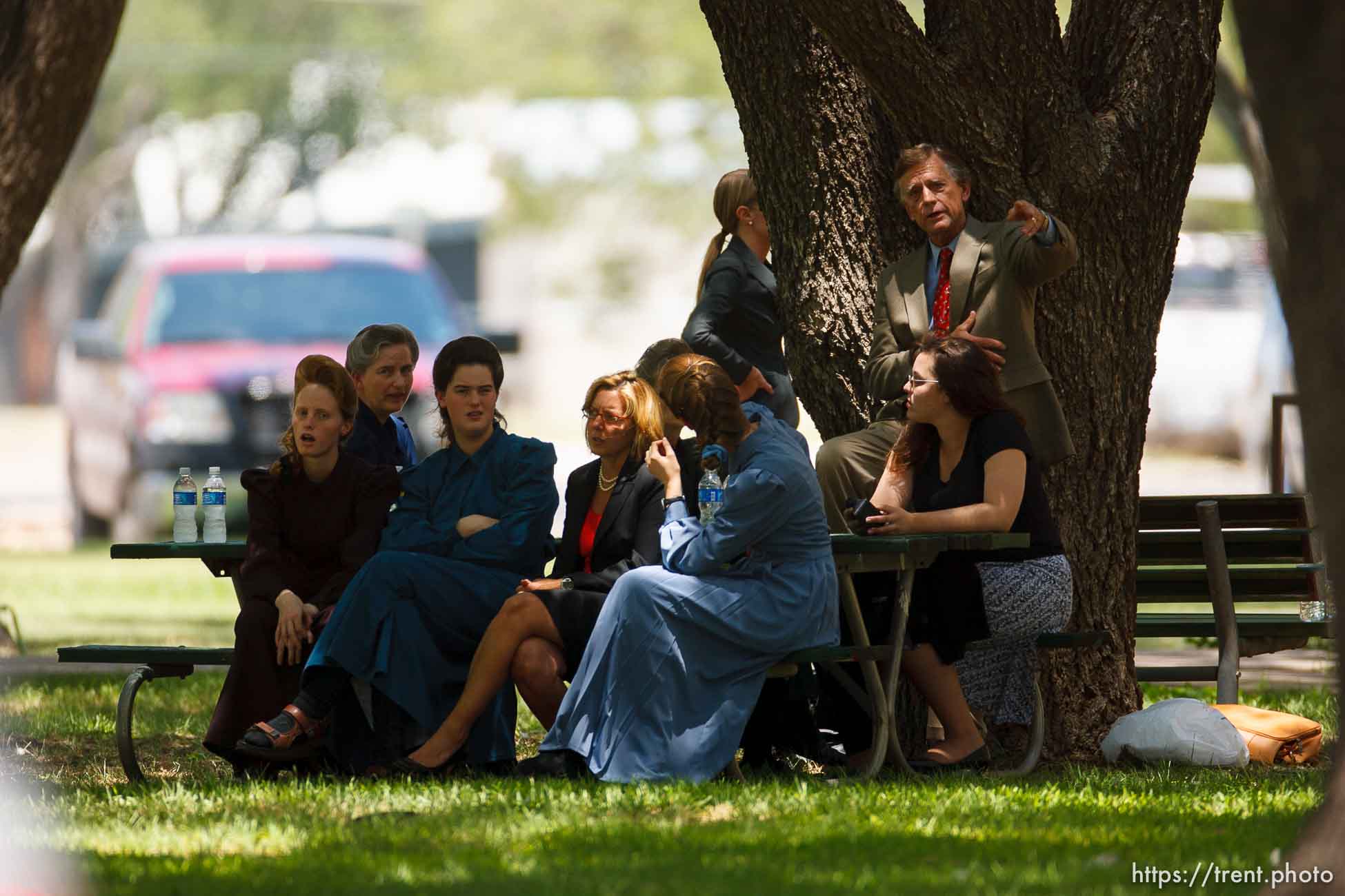 Eldorado - at the Schleicher County Courthouse Tuesday, July 22, 2008, where a grand jury met to hear evidence of possible crimes involving FLDS church members from the YFZ ranch.  andrea sloan