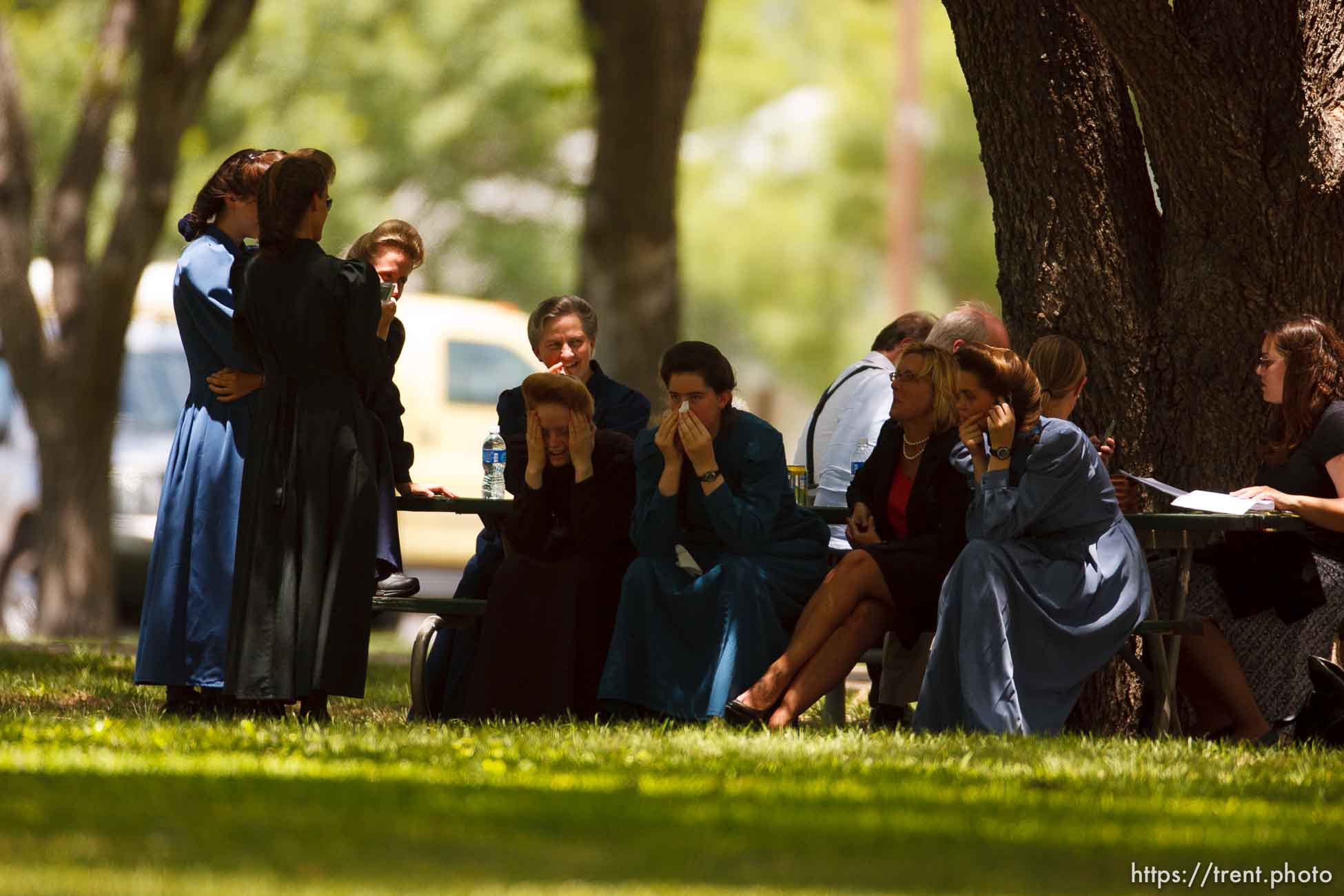 Eldorado - at the Schleicher County Courthouse Tuesday, July 22, 2008, where a grand jury met to hear evidence of possible crimes involving FLDS church members from the YFZ ranch.  andrea sloan