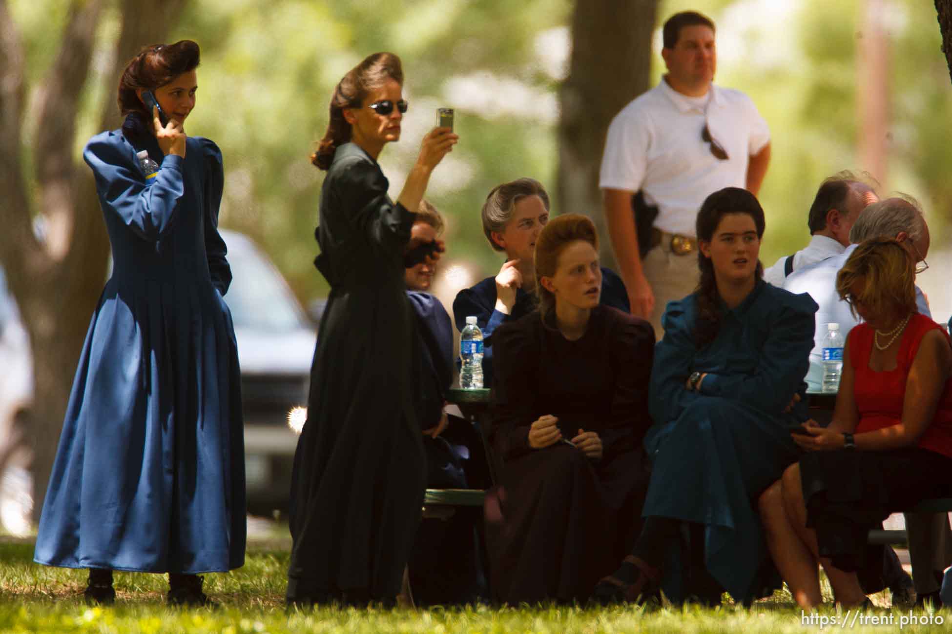 Eldorado - at the Schleicher County Courthouse Tuesday, July 22, 2008, where a grand jury met to hear evidence of possible crimes involving FLDS church members from the YFZ ranch.  andrea sloan