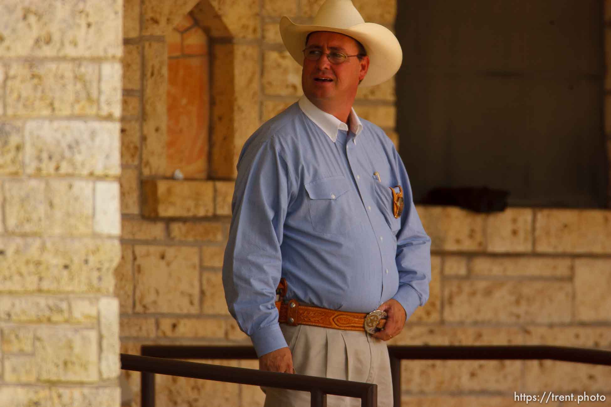 Eldorado - at the Schleicher County Courthouse Tuesday, July 22, 2008, where a grand jury met to hear evidence of possible crimes involving FLDS church members from the YFZ ranch.  sherriff david doran