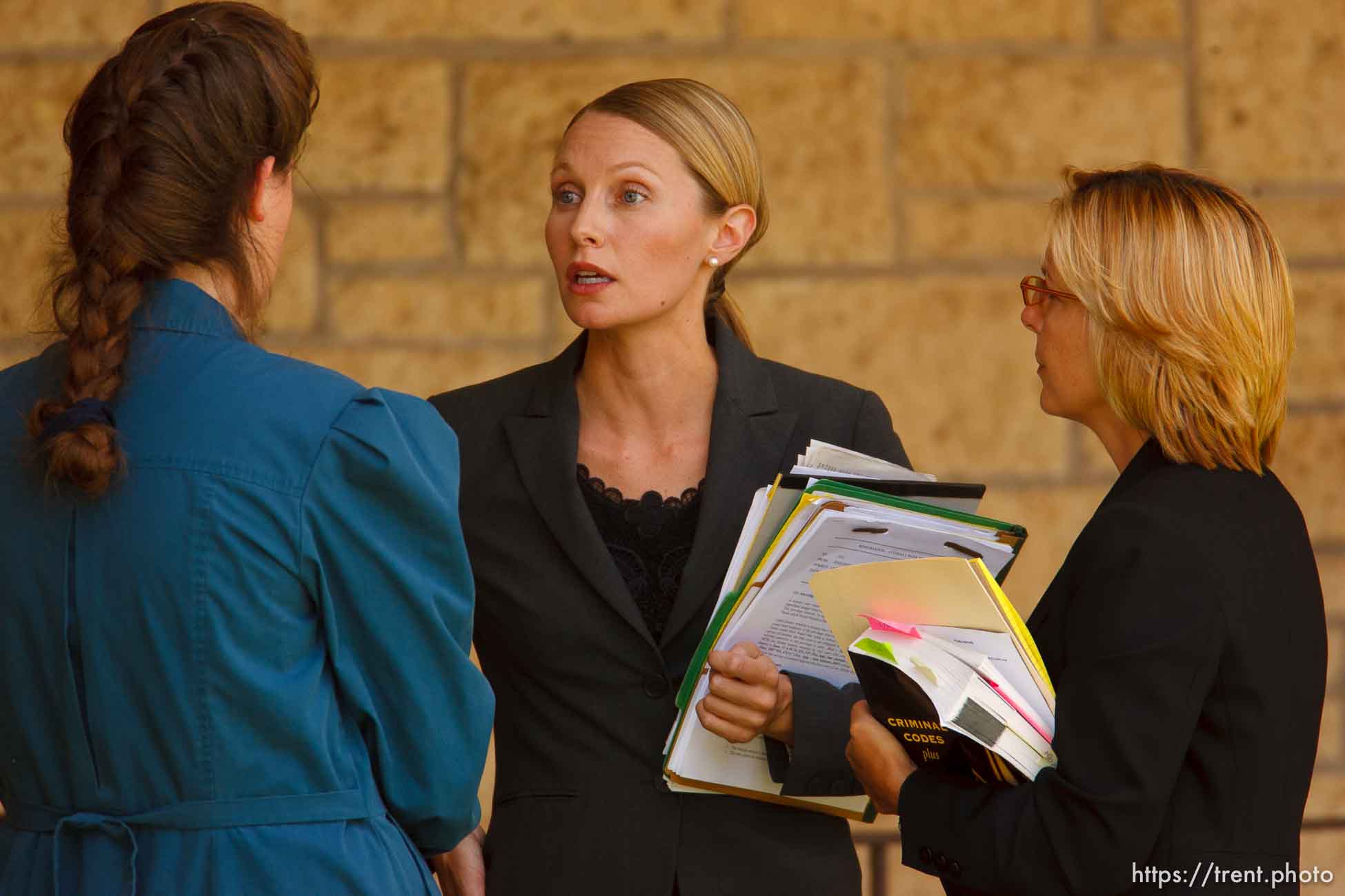 Eldorado - at the Schleicher County Courthouse Tuesday, July 22, 2008, where a grand jury met to hear evidence of possible crimes involving FLDS church members from the YFZ ranch.  andrea sloan