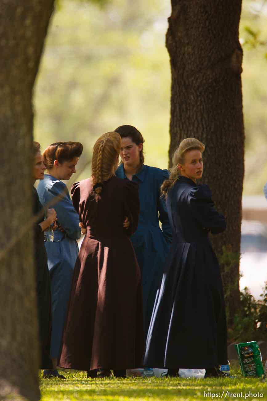 Eldorado - at the Schleicher County Courthouse Tuesday, July 22, 2008, where a grand jury met to hear evidence of possible crimes involving FLDS church members from the YFZ ranch.