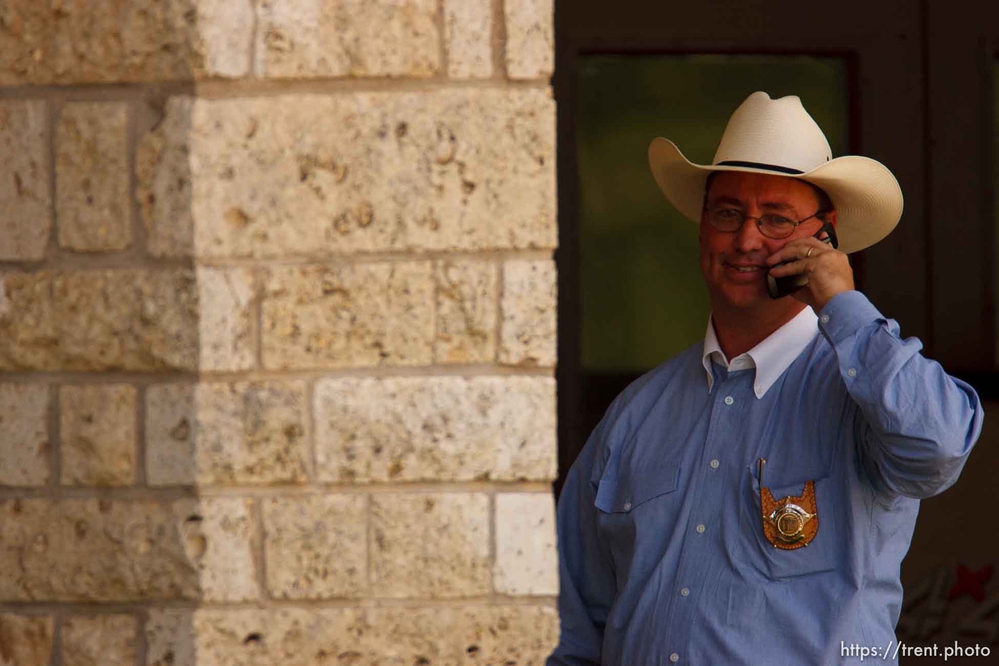 Eldorado - at the Schleicher County Courthouse Tuesday, July 22, 2008, where a grand jury met to hear evidence of possible crimes involving FLDS church members from the YFZ ranch.  sheriff david doran