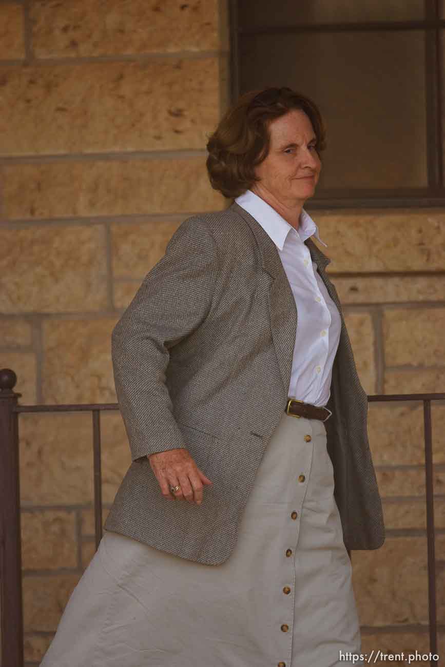 Eldorado - at the Schleicher County Courthouse Tuesday, July 22, 2008, where a grand jury met to hear evidence of possible crimes involving FLDS church members from the YFZ ranch.  judge barbara walther