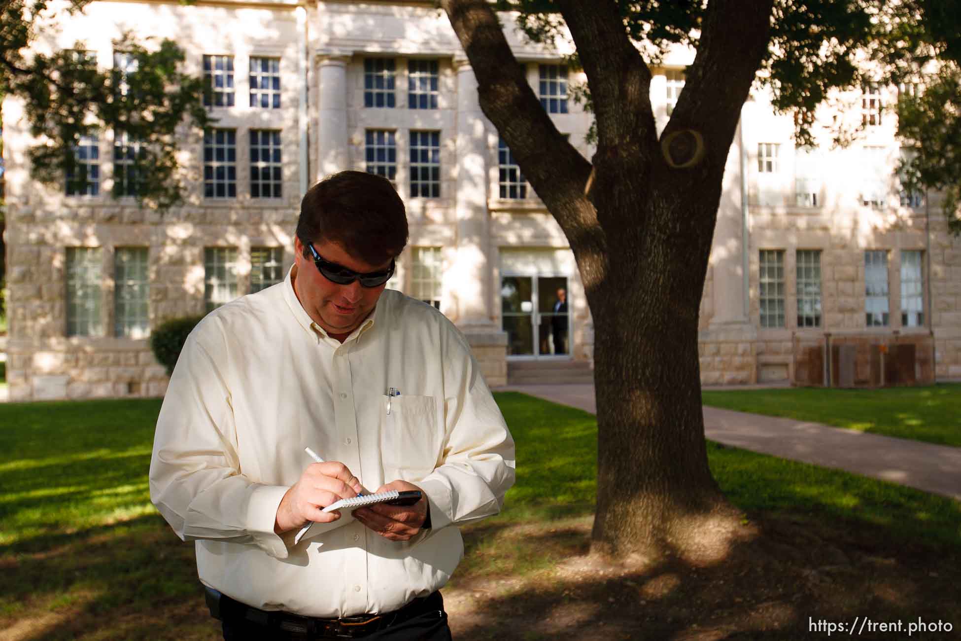 Eldorado - at the Schleicher County Courthouse Tuesday, July 22, 2008, where a grand jury met to hear evidence of possible crimes involving FLDS church members from the YFZ ranch.  willie jessop