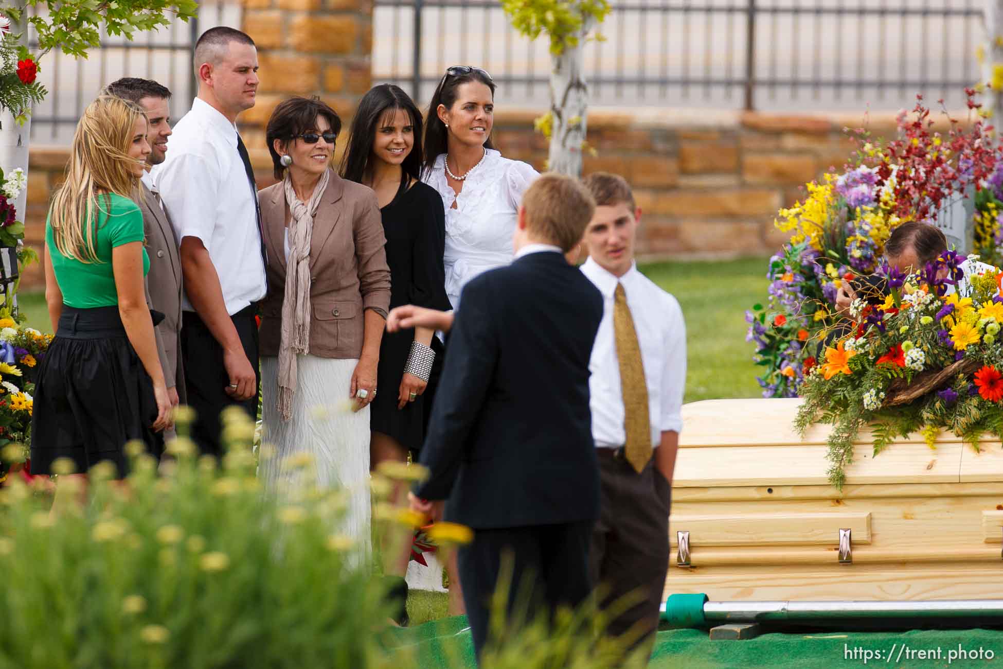 Blanding - Hundreds turned out to the LDS Stake Center in Blanding Tuesday, June 16, 2009 to pay their respects at the funeral of physician James Redd, who took his own life after being charged with a felony count of trafficking in archaeological artifacts protected by federal law.