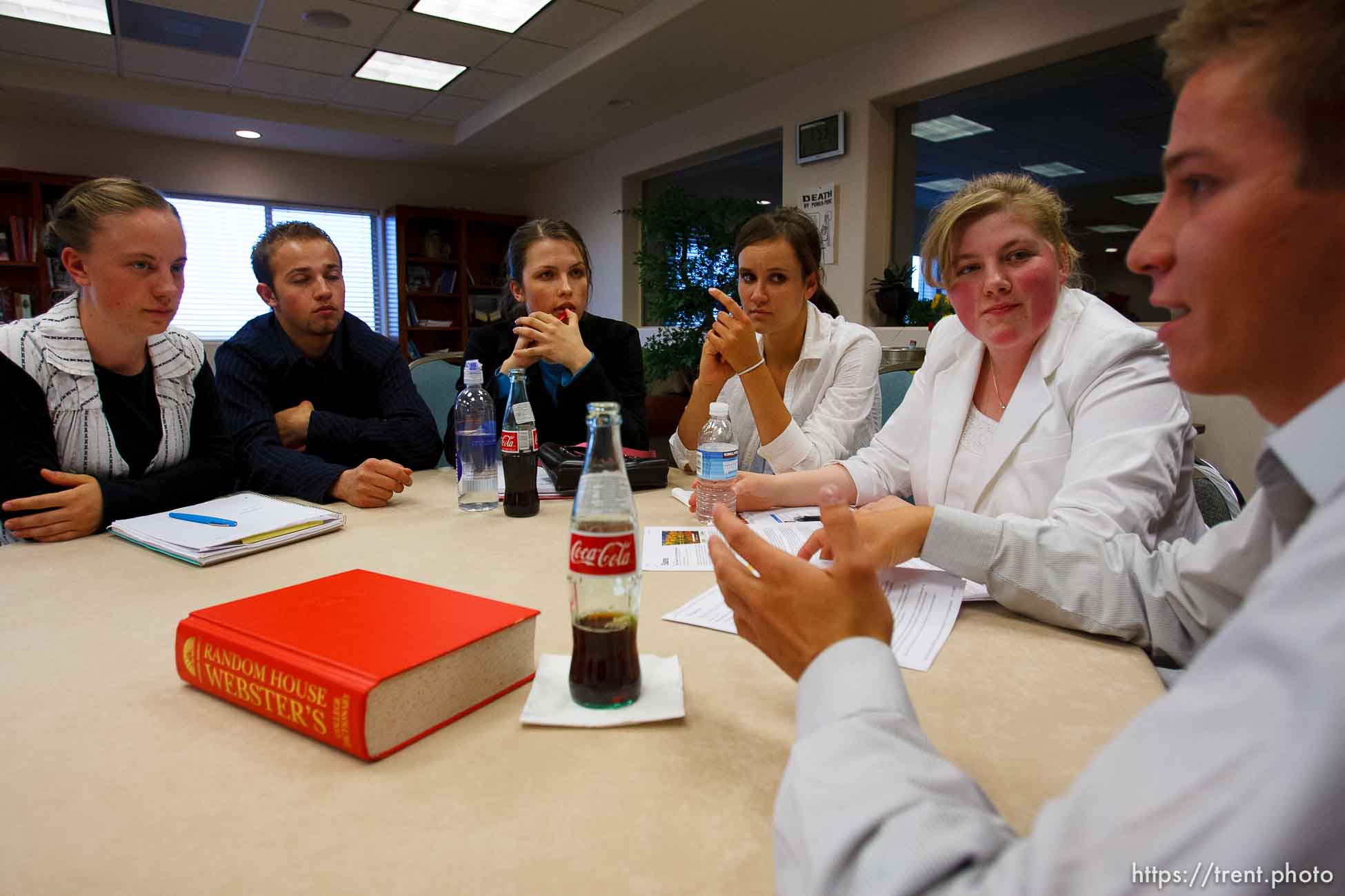 Centennial Park -at a meeting of Voice Box, Tuesday August 11, 2009.
Emily Williams, Nicholas Dockstader, Beth Hammon, Marie Dockstader, Rebecca Hammon, William LeBaron